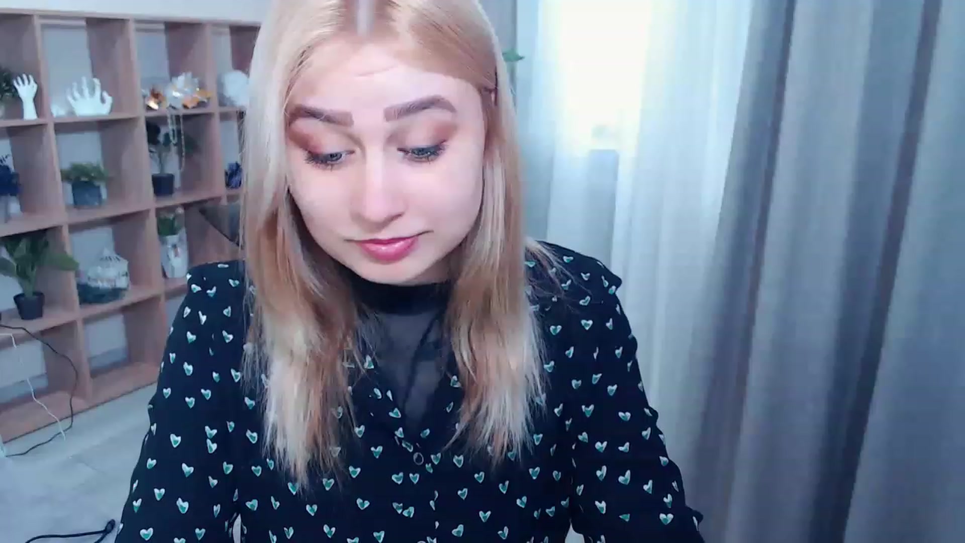 Gallery image thumbnail from Kukla_kolduna's myfreecams stream on, 03/12/2023, 14:29 image 5 of 20