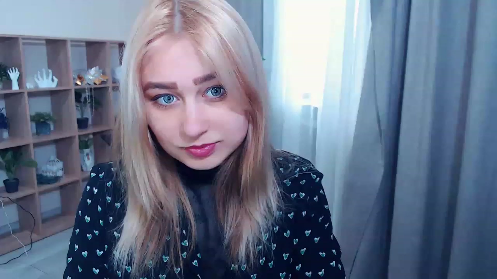 Gallery image thumbnail from Kukla_kolduna's myfreecams stream on, 03/12/2023, 14:29 image 16 of 20