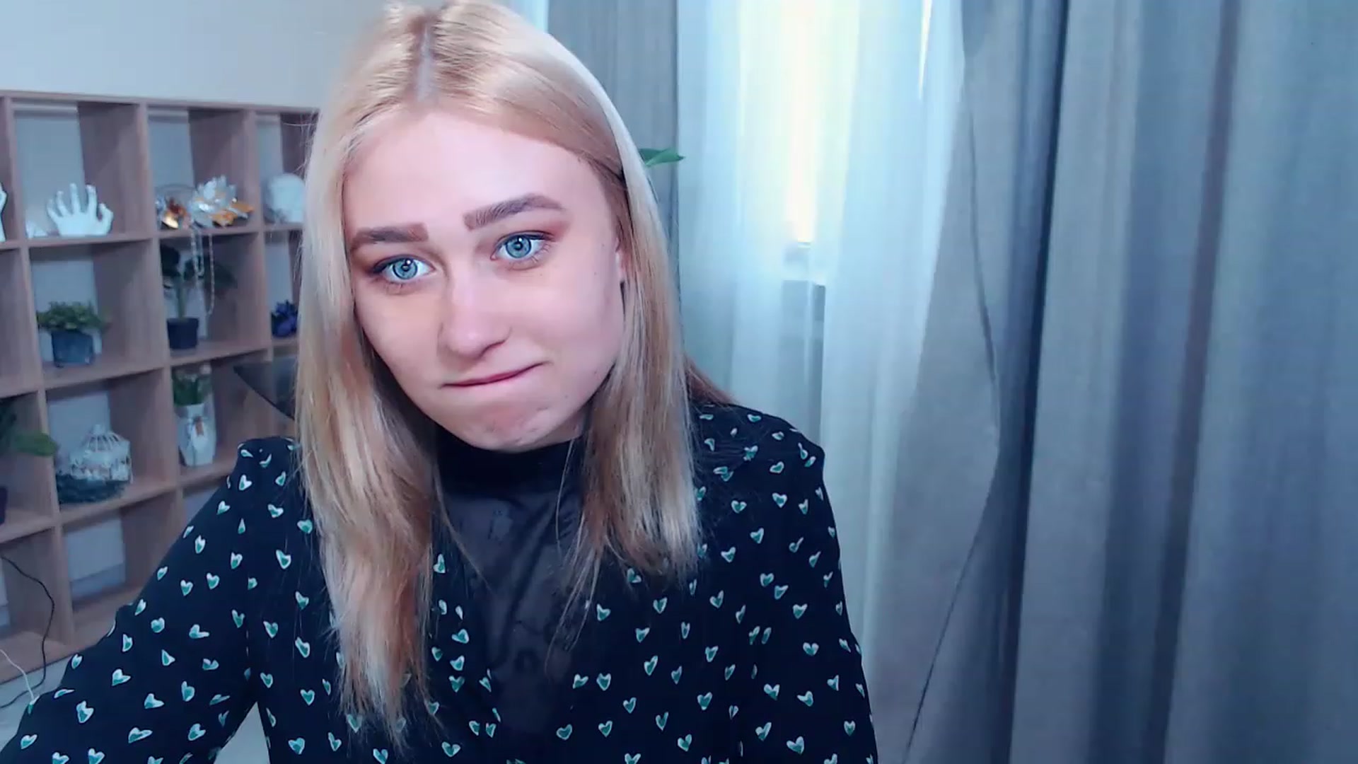 Gallery image thumbnail from Kukla_kolduna's myfreecams stream on, 03/12/2023, 15:00 image 15 of 20