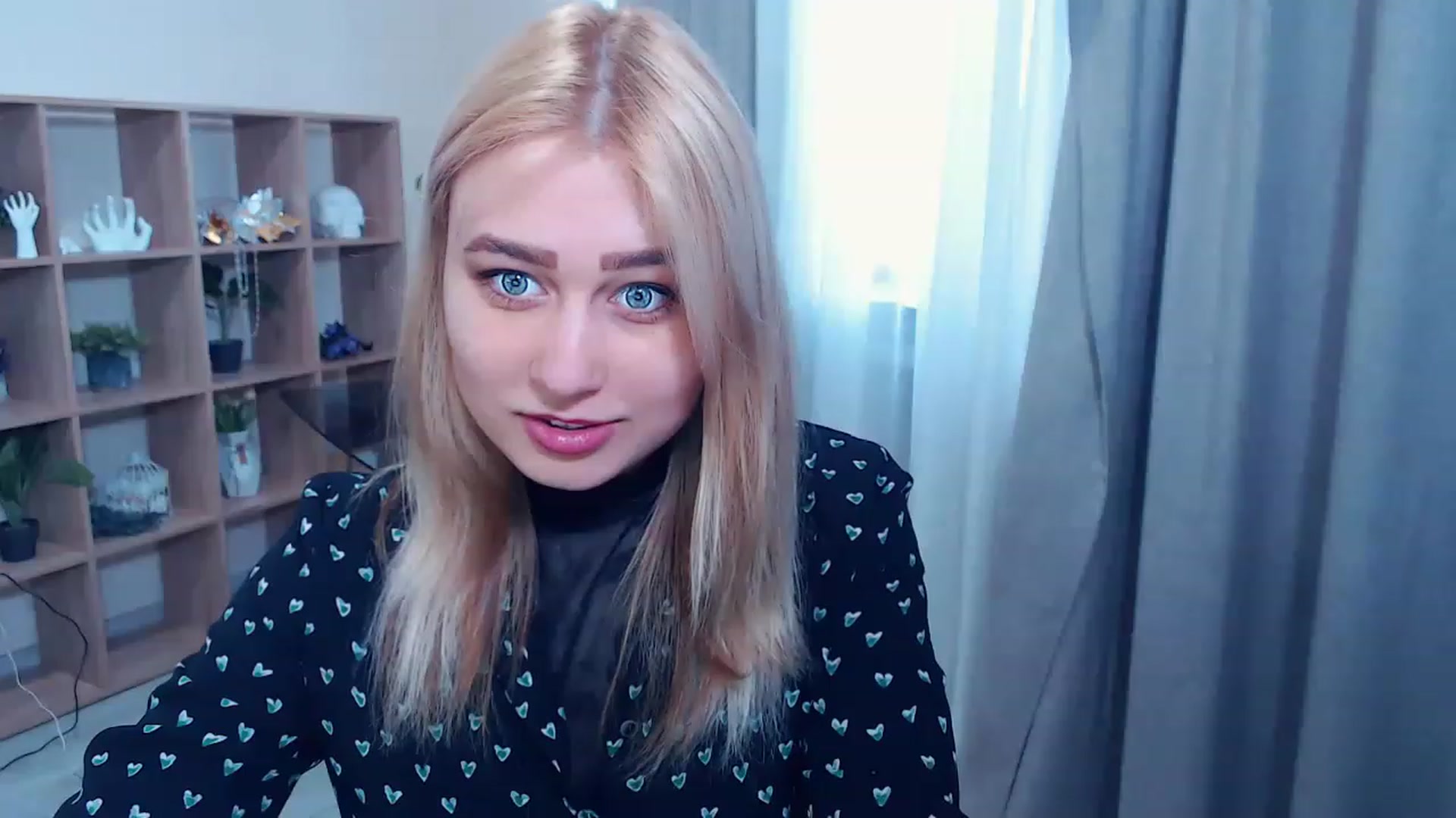 Gallery image thumbnail from Kukla_kolduna's myfreecams stream on, 03/12/2023, 15:00 image 4 of 20