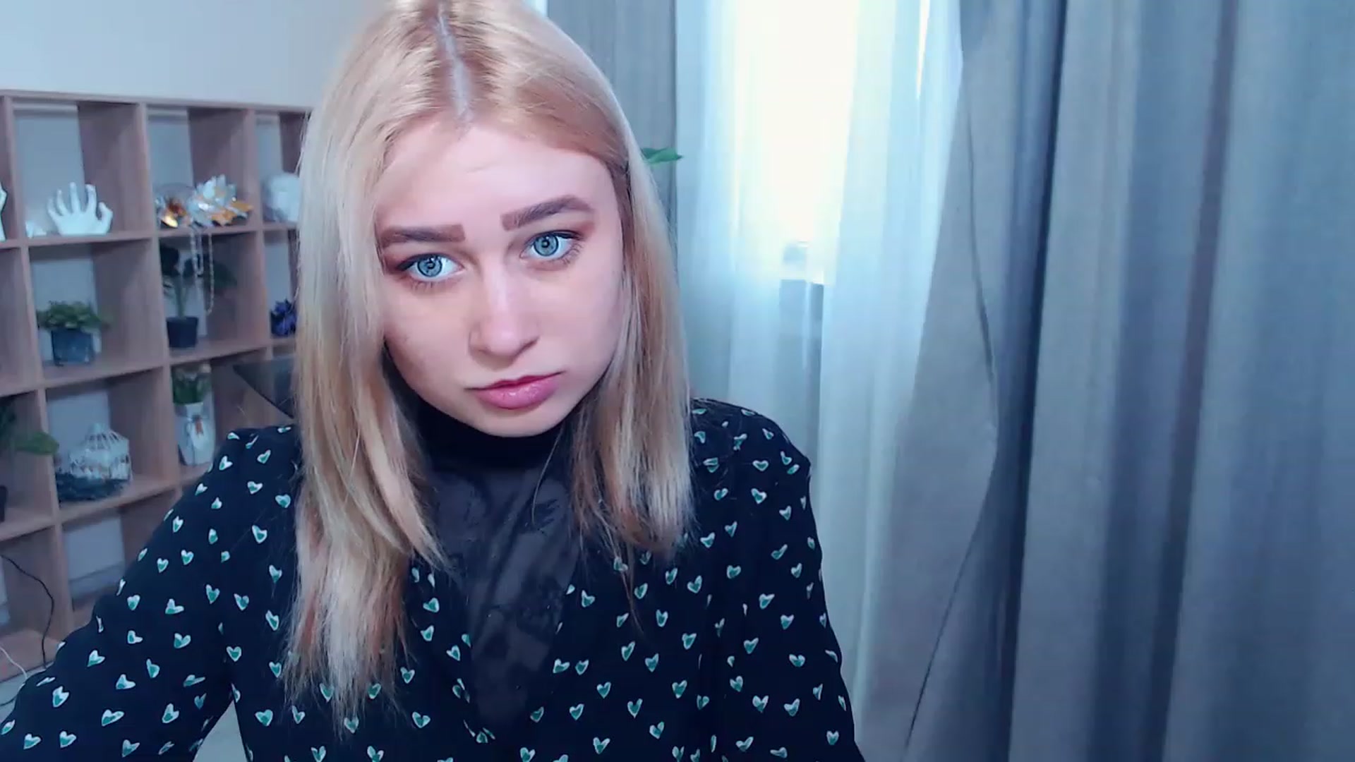 Gallery image thumbnail from Kukla_kolduna's myfreecams stream on, 03/12/2023, 15:00 image 12 of 20