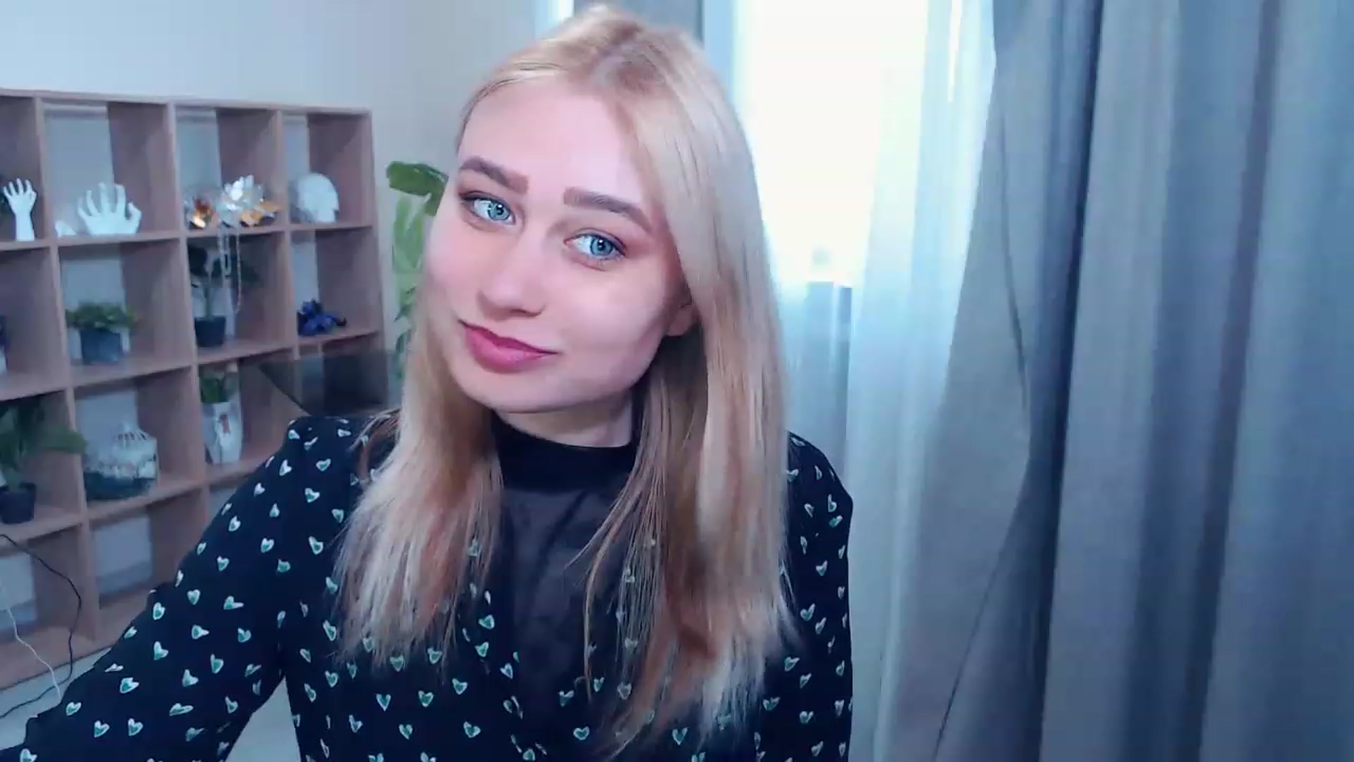 Gallery image thumbnail from Kukla_kolduna's myfreecams stream on, 03/12/2023, 15:00 image 3 of 20