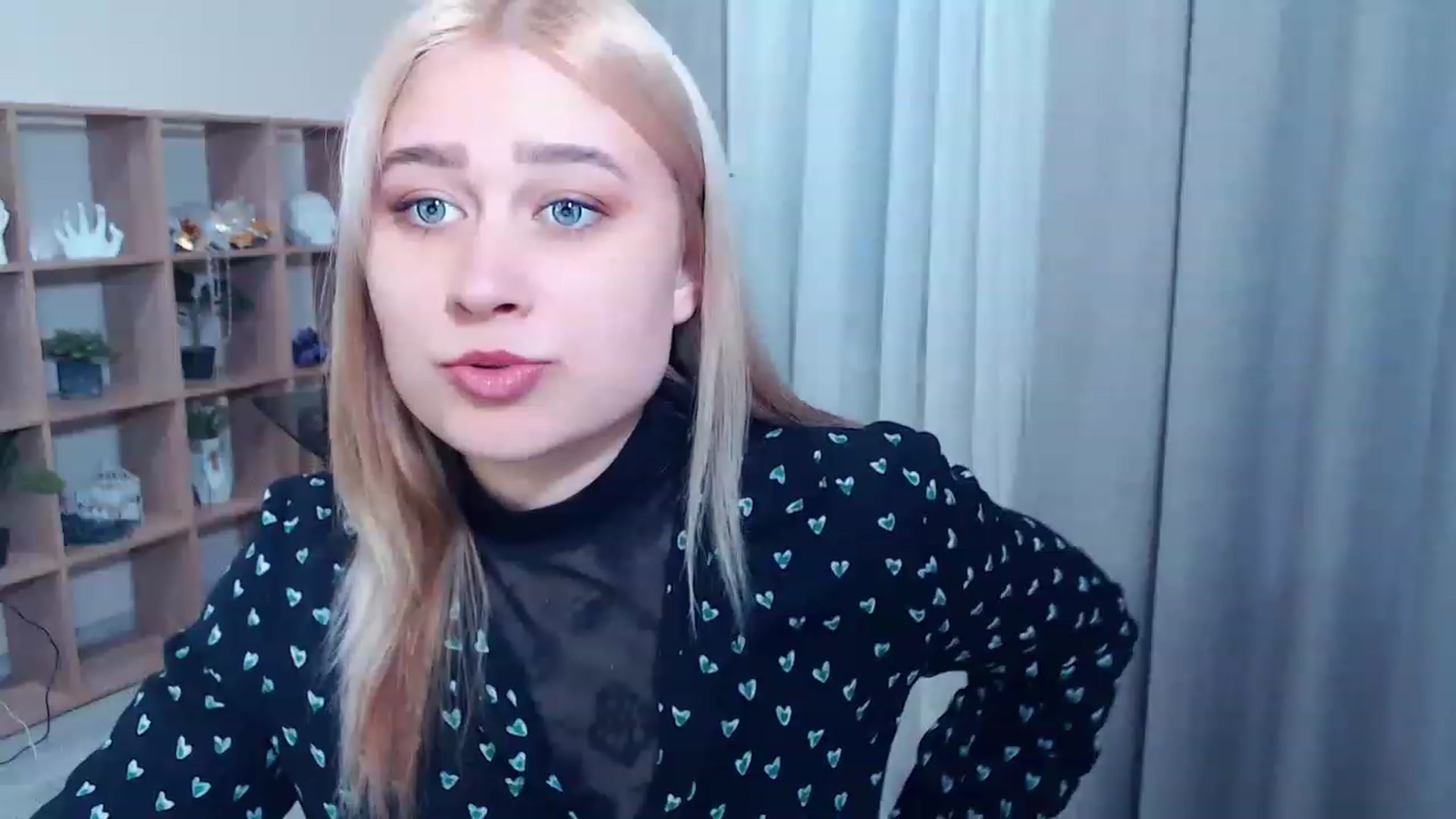Gallery image thumbnail from Kukla_kolduna's myfreecams stream on, 03/12/2023, 16:30 image 8 of 20