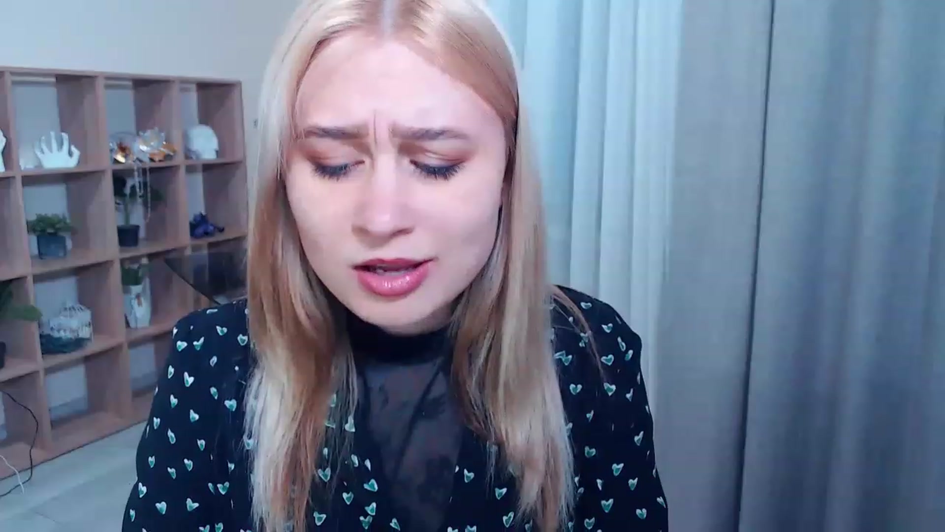 Gallery image thumbnail from Kukla_kolduna's myfreecams stream on, 03/12/2023, 16:30 image 7 of 20