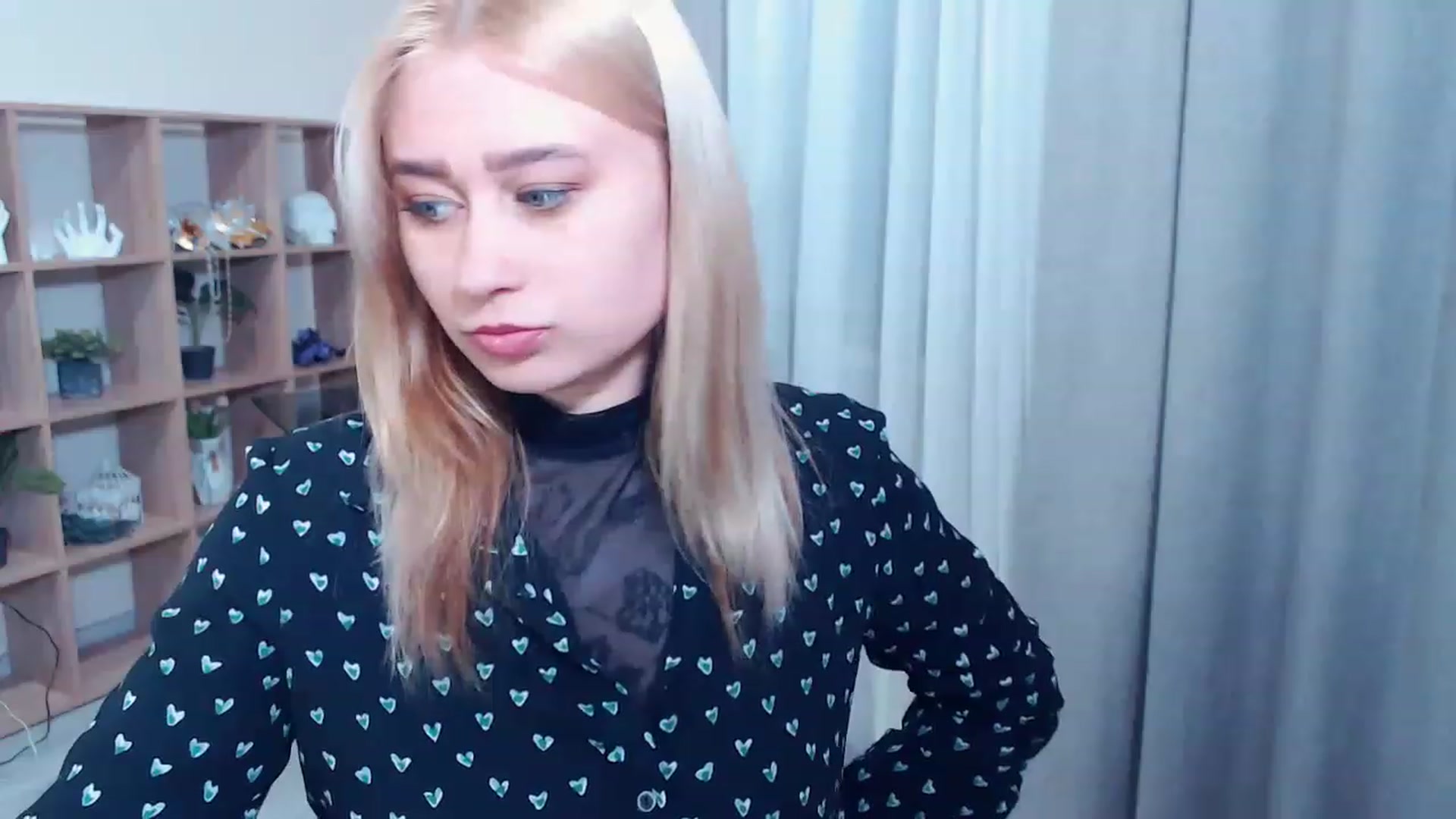 Gallery image thumbnail from Kukla_kolduna's myfreecams stream on, 03/12/2023, 16:30 image 12 of 20