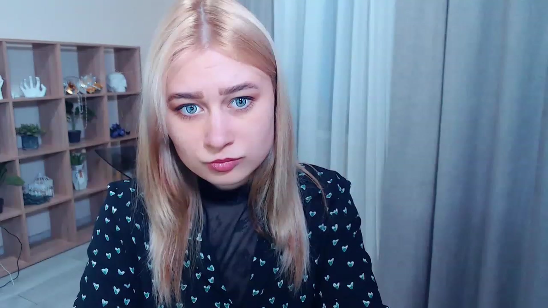 Gallery image thumbnail from Kukla_kolduna's myfreecams stream on, 03/12/2023, 16:30 image 6 of 20