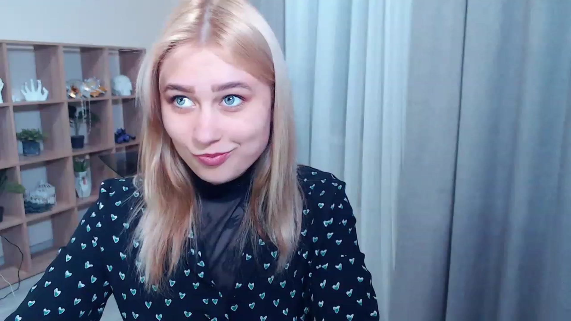 Gallery image thumbnail from Kukla_kolduna's myfreecams stream on, 03/12/2023, 16:30 image 19 of 20