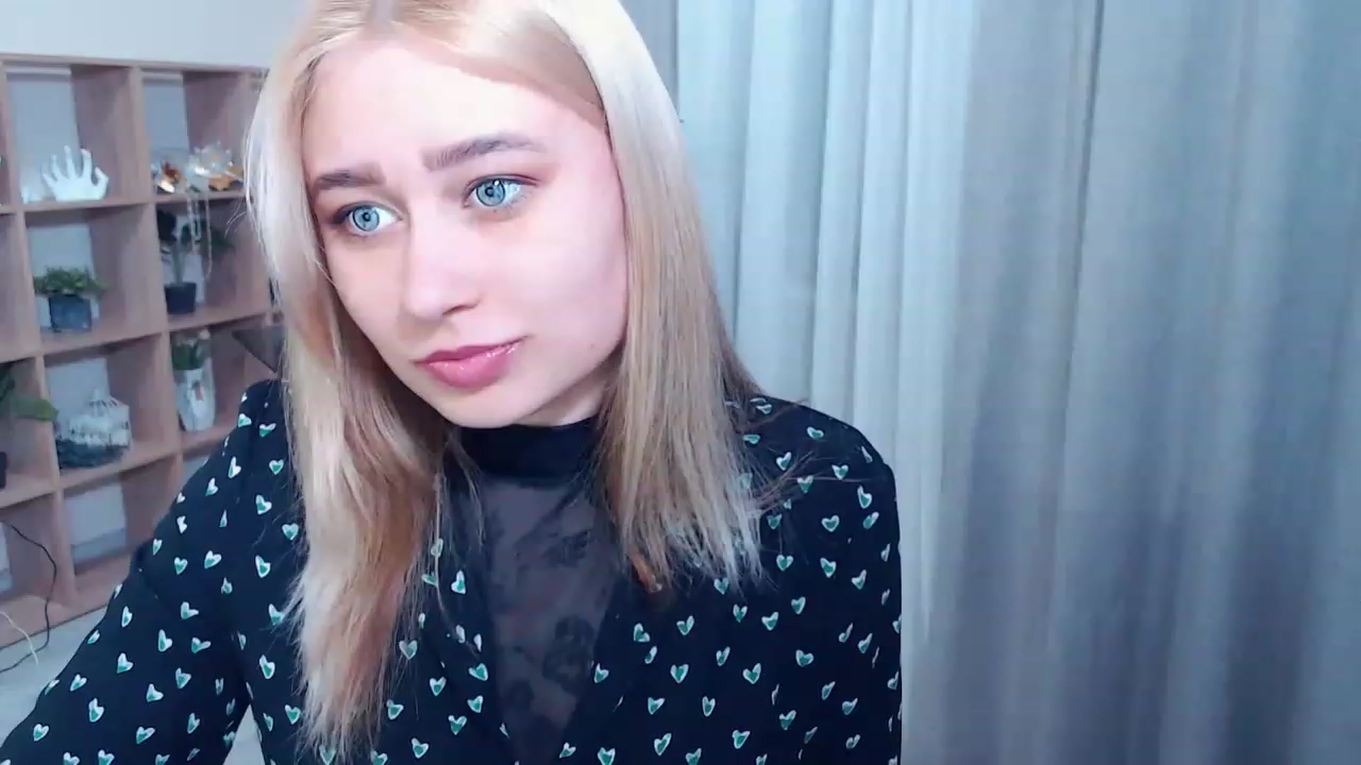 Gallery image thumbnail from Kukla_kolduna's myfreecams stream on, 03/12/2023, 17:27 image 17 of 20