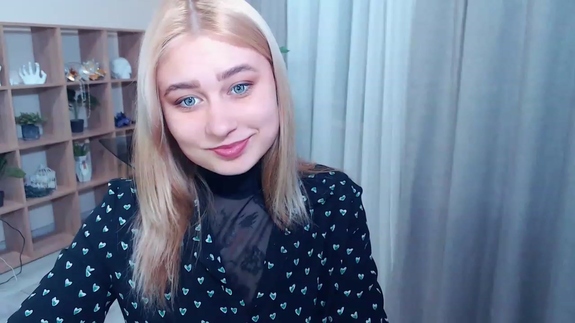 Gallery image thumbnail from Kukla_kolduna's myfreecams stream on, 03/12/2023, 17:27 image 8 of 20