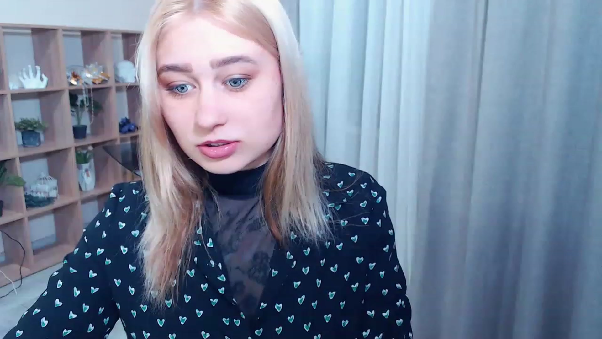 Gallery image thumbnail from Kukla_kolduna's myfreecams stream on, 03/12/2023, 17:27 image 19 of 20