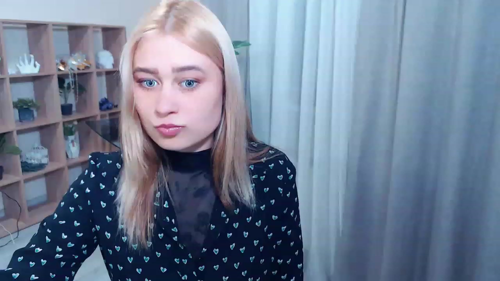 Gallery image thumbnail from Kukla_kolduna's myfreecams stream on, 03/12/2023, 17:27 image 10 of 20