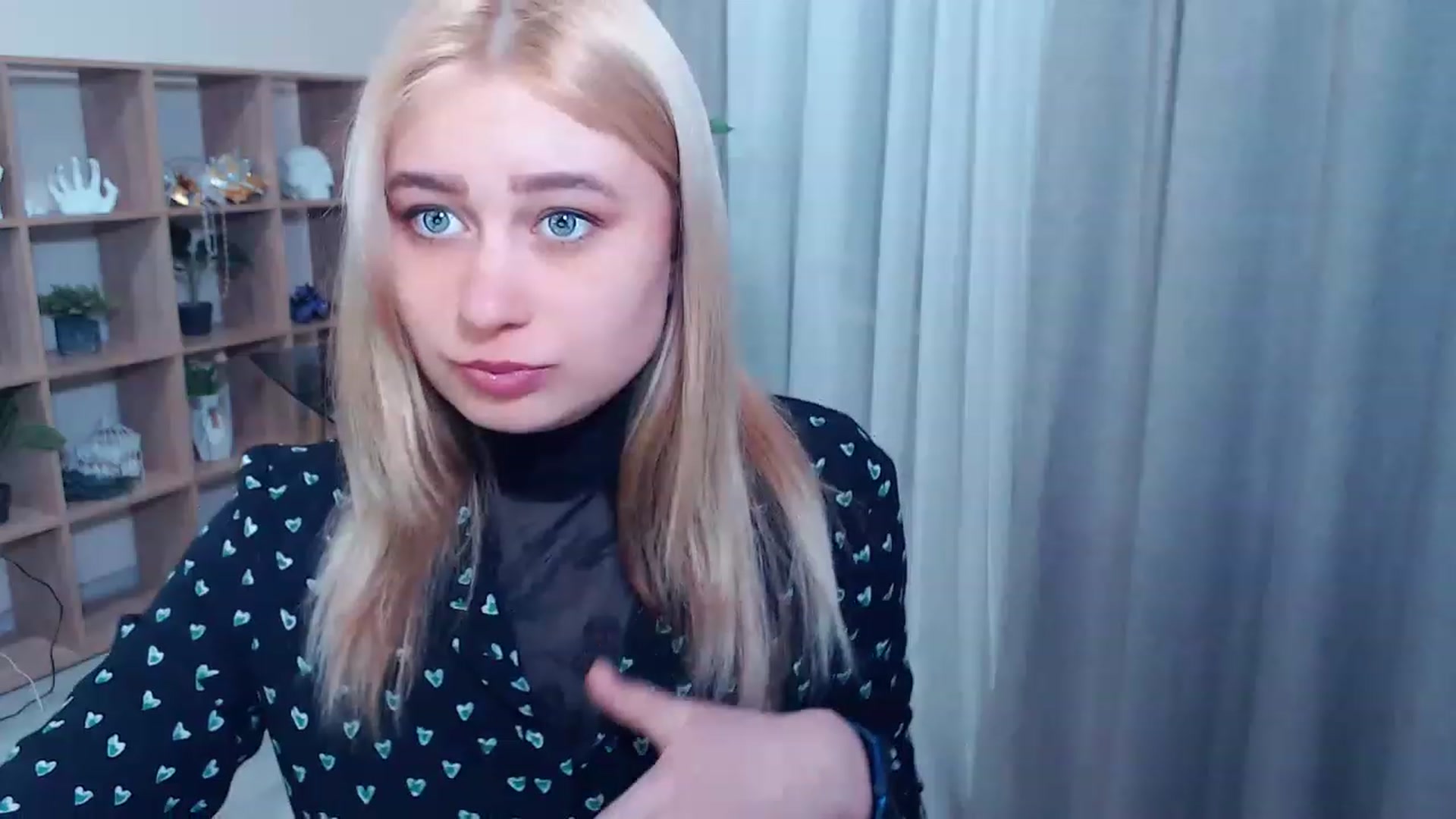 Gallery image thumbnail from Kukla_kolduna's myfreecams stream on, 03/12/2023, 17:27 image 6 of 20