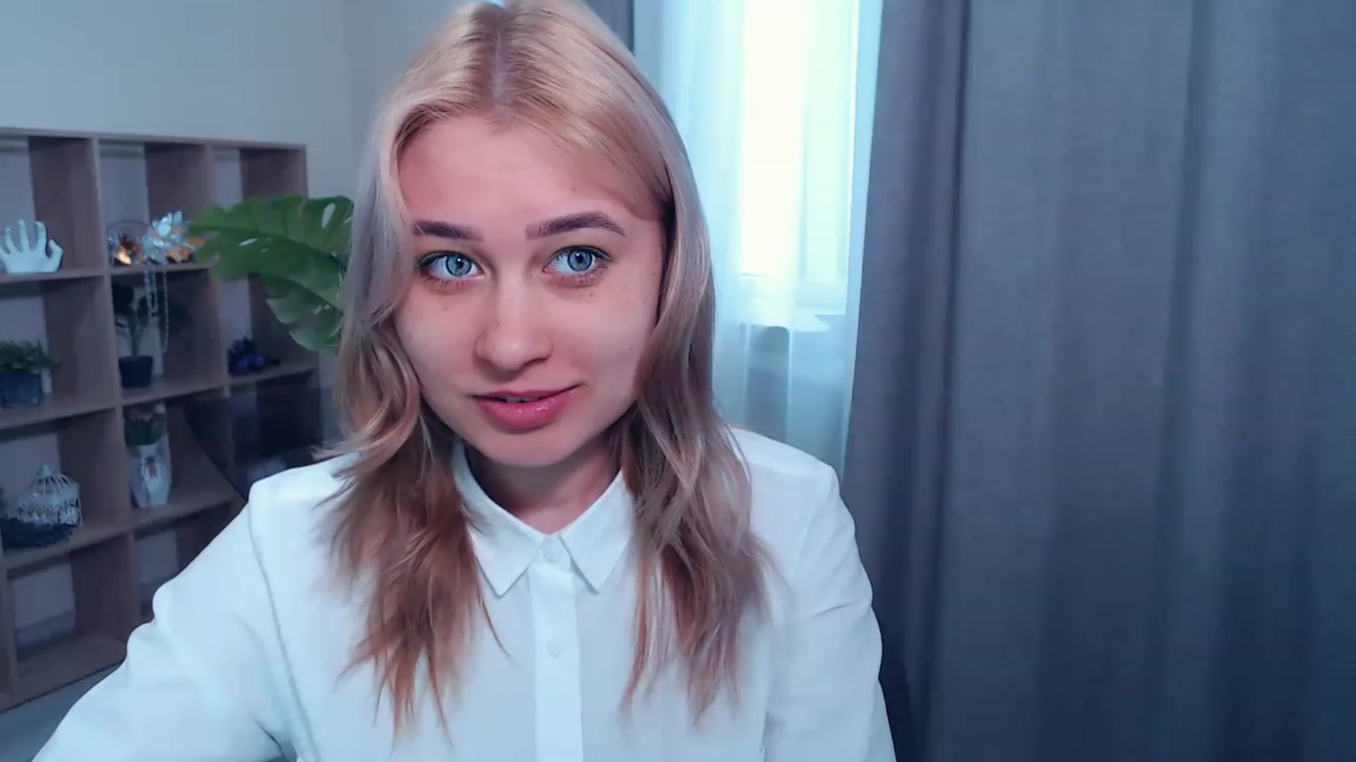 Gallery image thumbnail from Kukla_kolduna's myfreecams stream on, 03/16/2023, 10:40 image 3 of 20