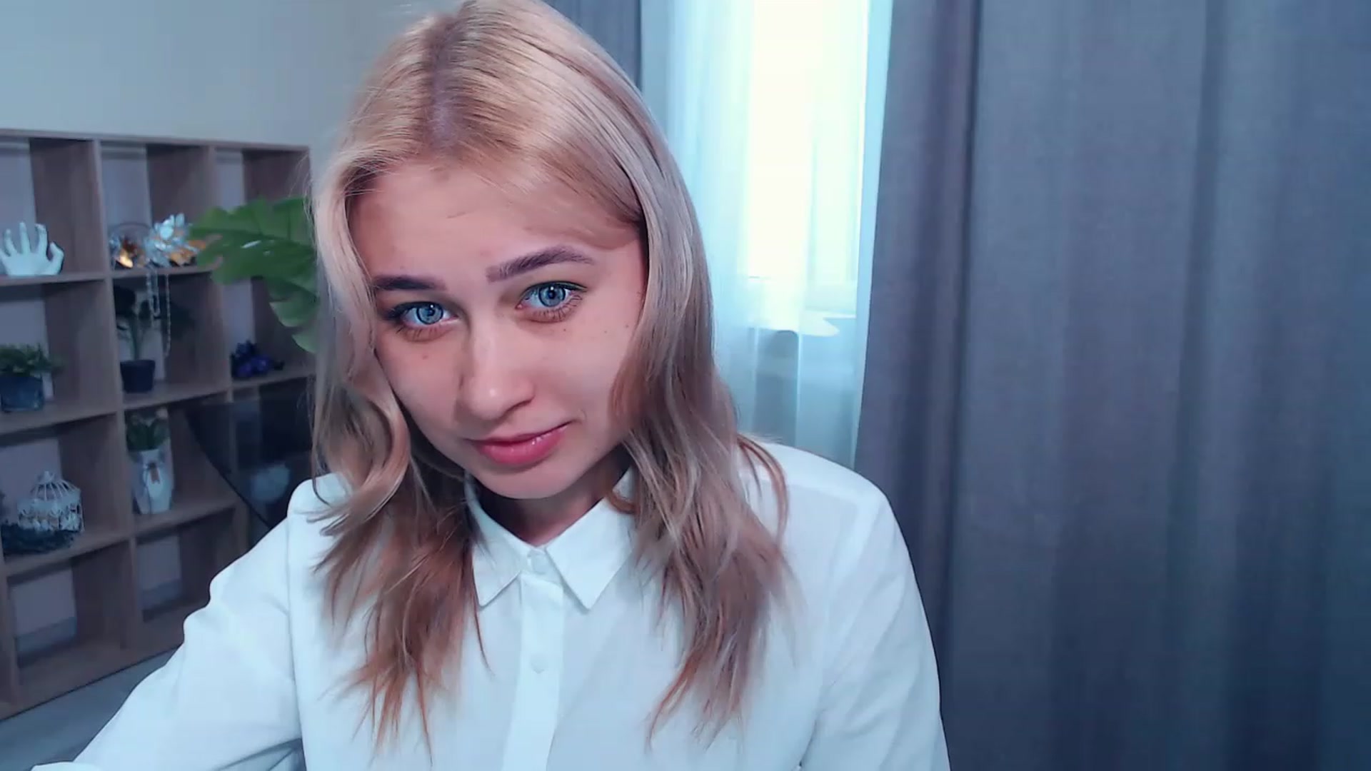 Gallery image thumbnail from Kukla_kolduna's myfreecams stream on, 03/16/2023, 10:40 image 19 of 20