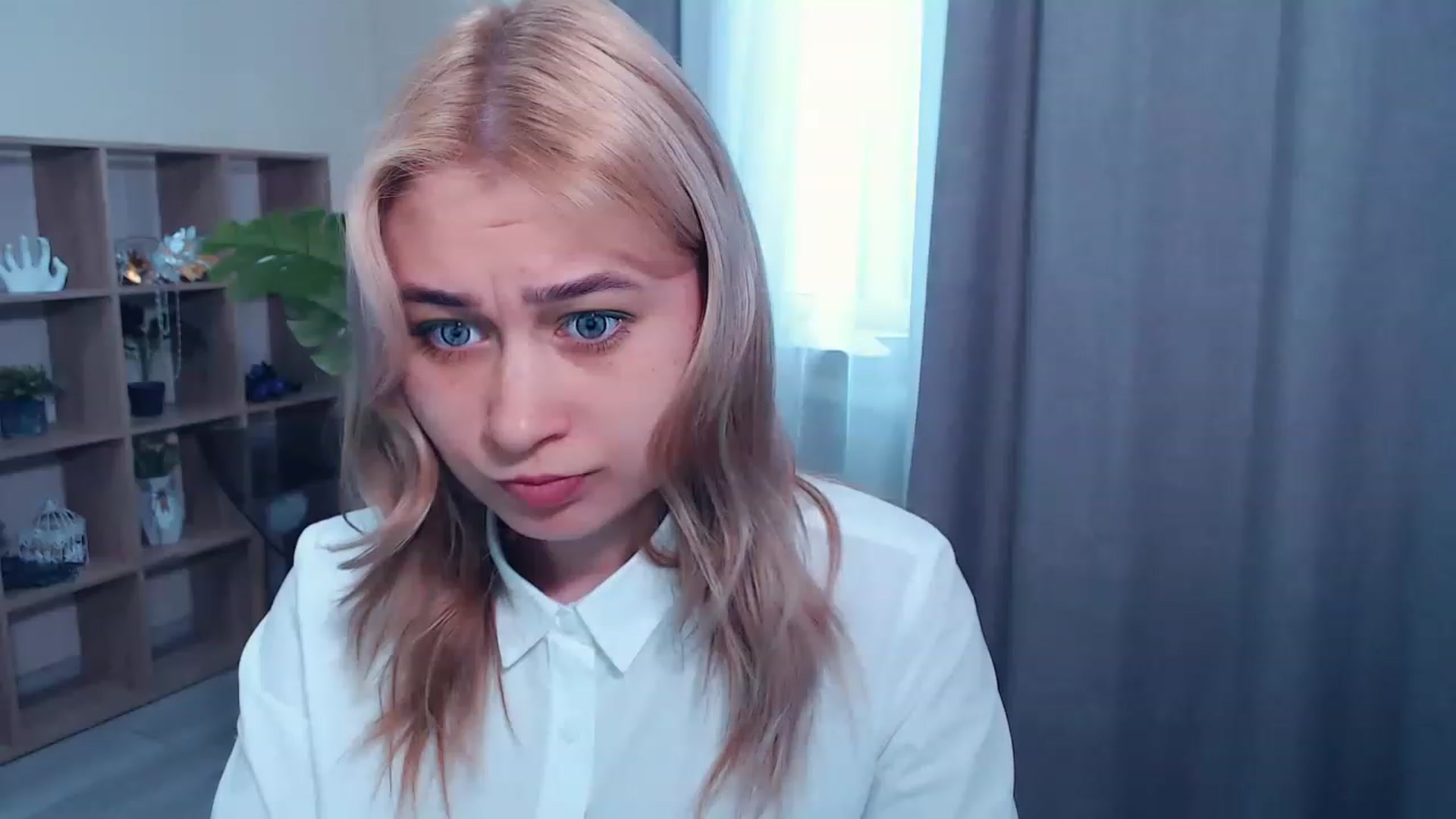 Gallery image thumbnail from Kukla_kolduna's myfreecams stream on, 03/16/2023, 10:40 image 18 of 20