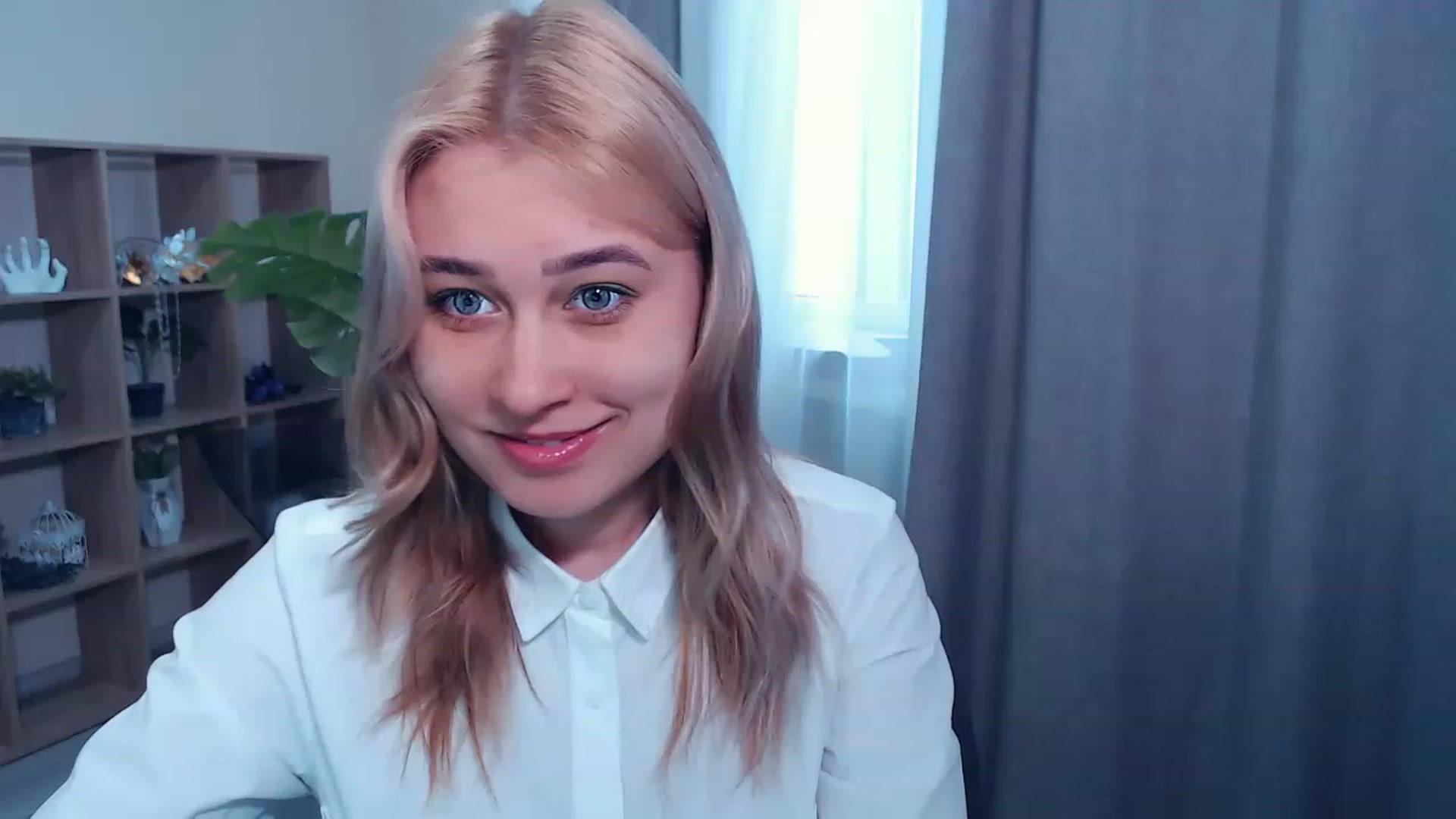 Gallery image thumbnail from Kukla_kolduna's myfreecams stream on, 03/16/2023, 10:40 image 2 of 20