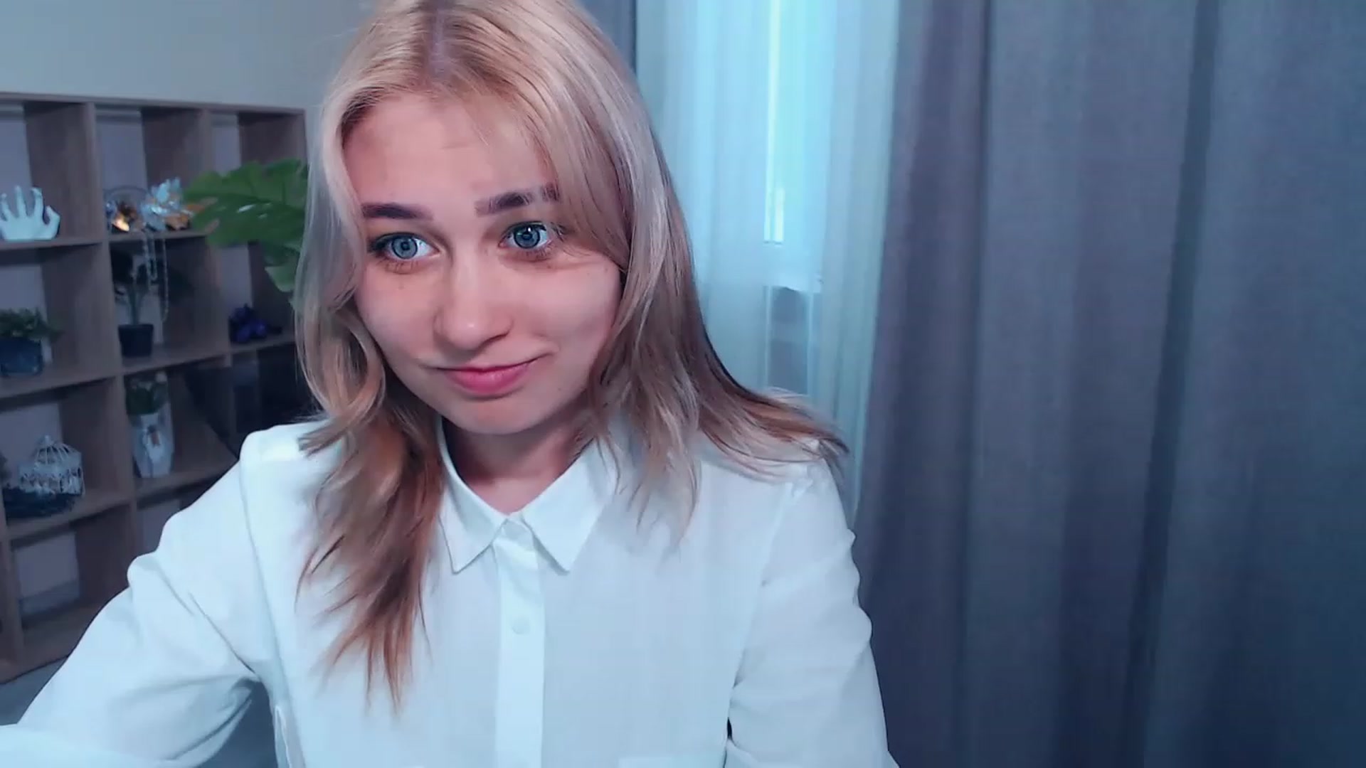 Gallery image thumbnail from Kukla_kolduna's myfreecams stream on, 03/16/2023, 12:12 image 9 of 20