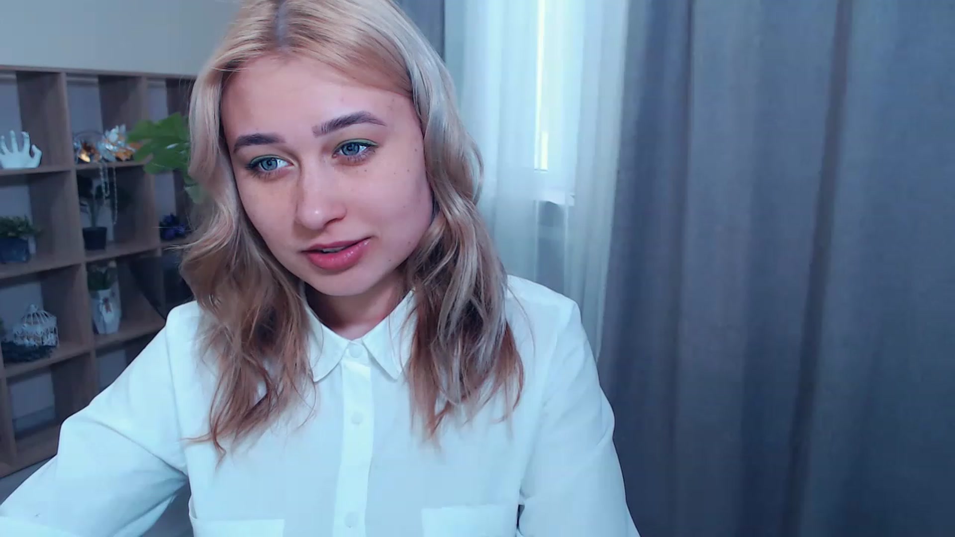 Gallery image thumbnail from Kukla_kolduna's myfreecams stream on, 03/16/2023, 14:18 image 10 of 20
