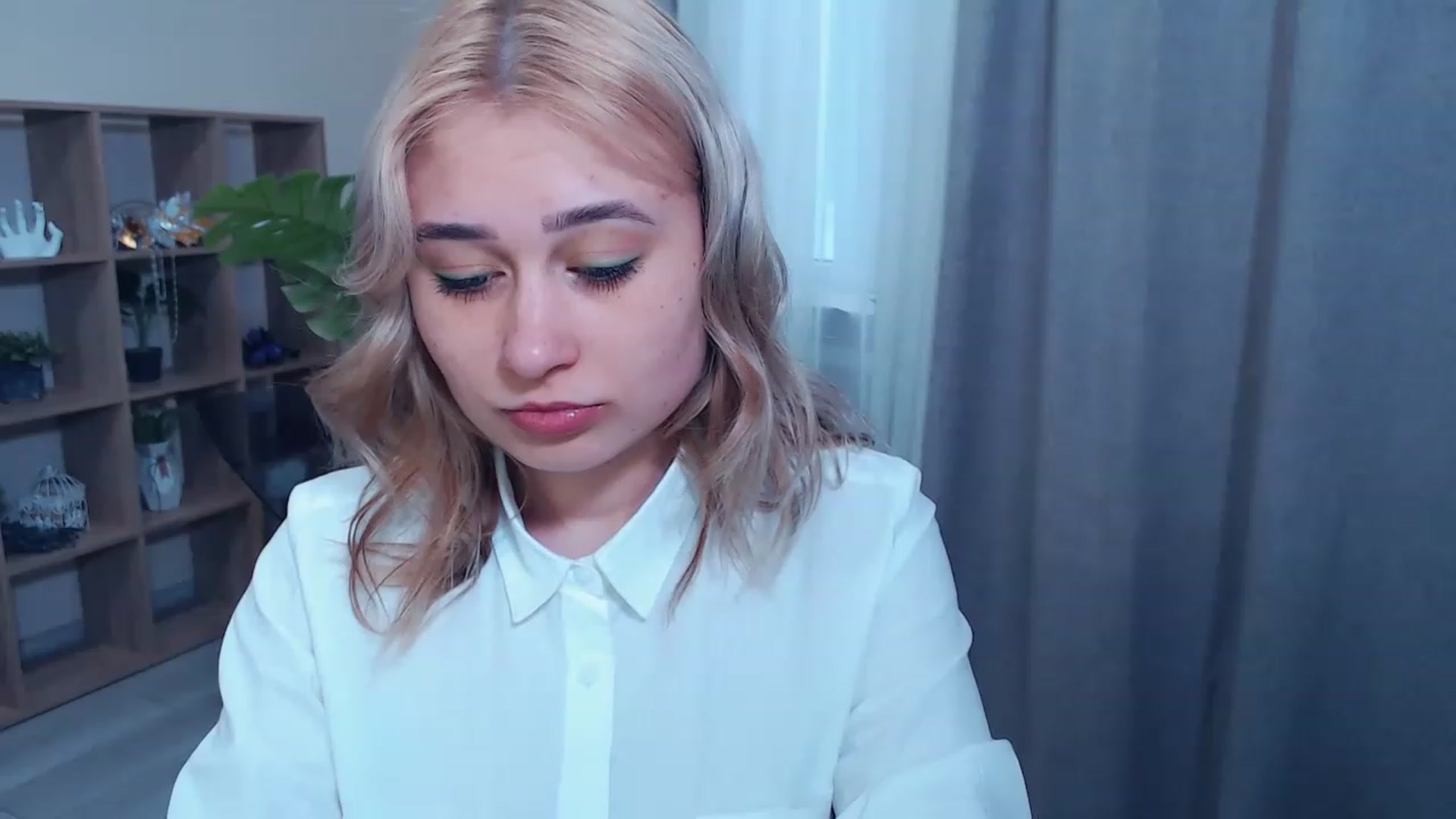 Gallery image thumbnail from Kukla_kolduna's myfreecams stream on, 03/16/2023, 14:18 image 1 of 20