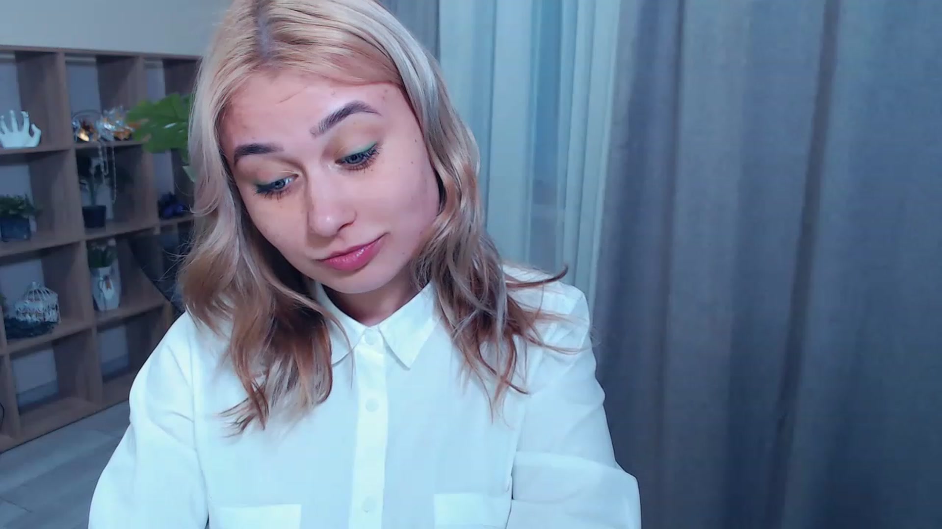 Gallery image thumbnail from Kukla_kolduna's myfreecams stream on, 03/16/2023, 16:44 image 7 of 20