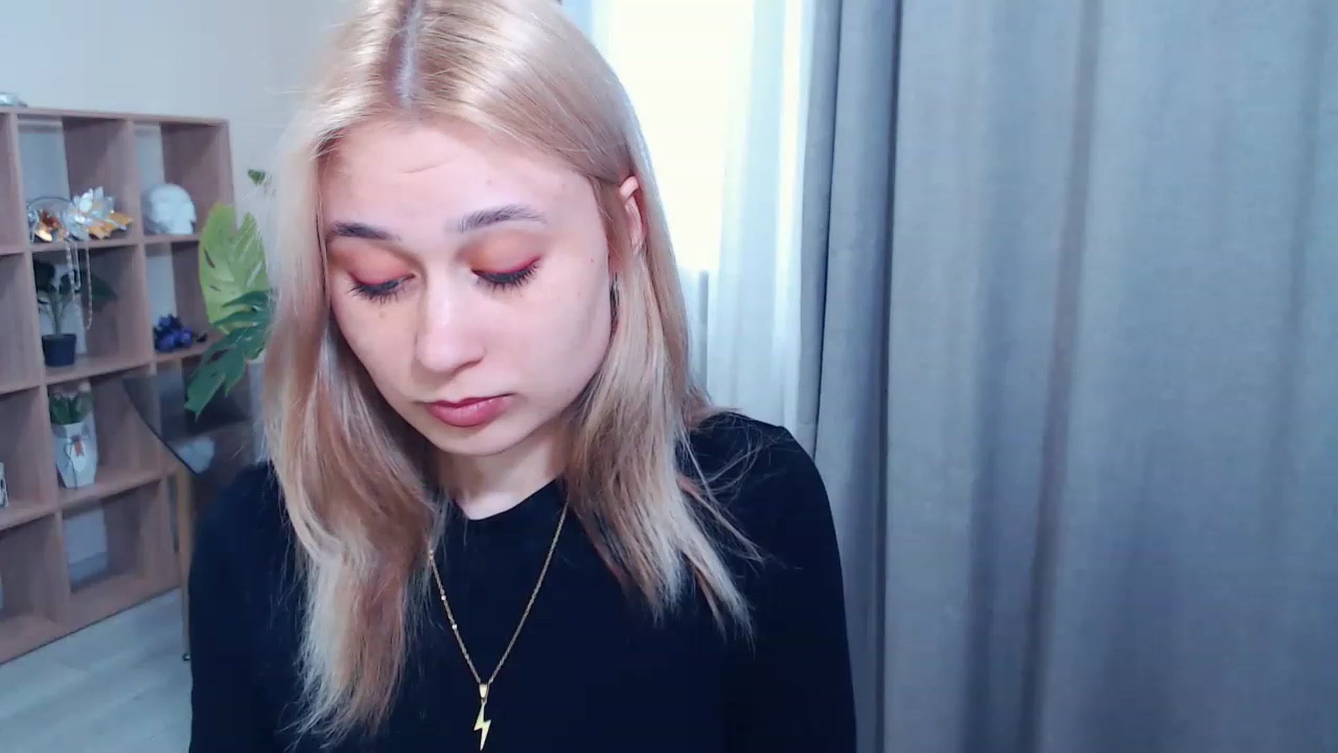Gallery image thumbnail from Kukla_kolduna's myfreecams stream on, 03/17/2023, 12:03 image 20 of 20