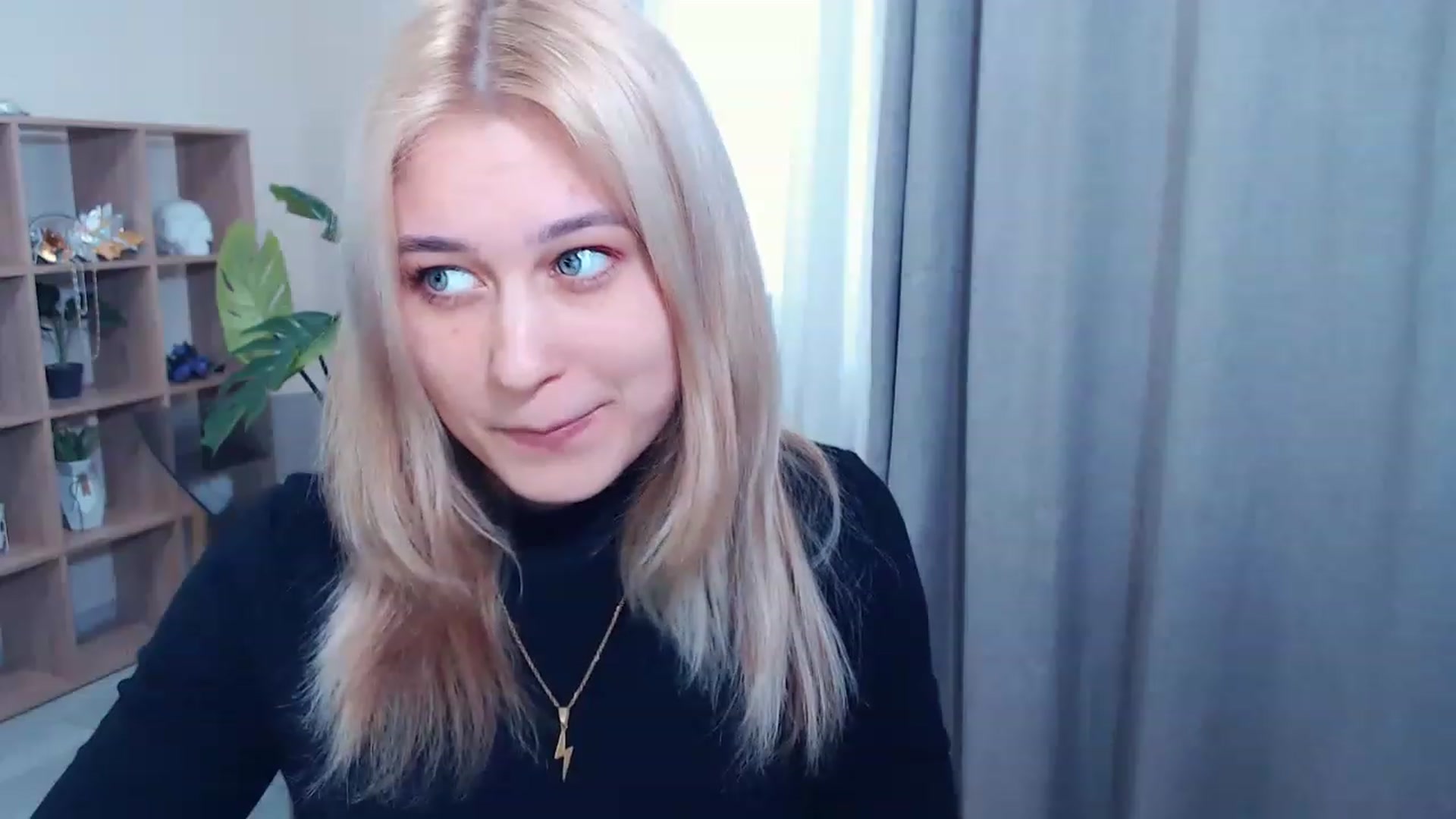 Gallery image thumbnail from Kukla_kolduna's myfreecams stream on, 03/17/2023, 12:03 image 3 of 20