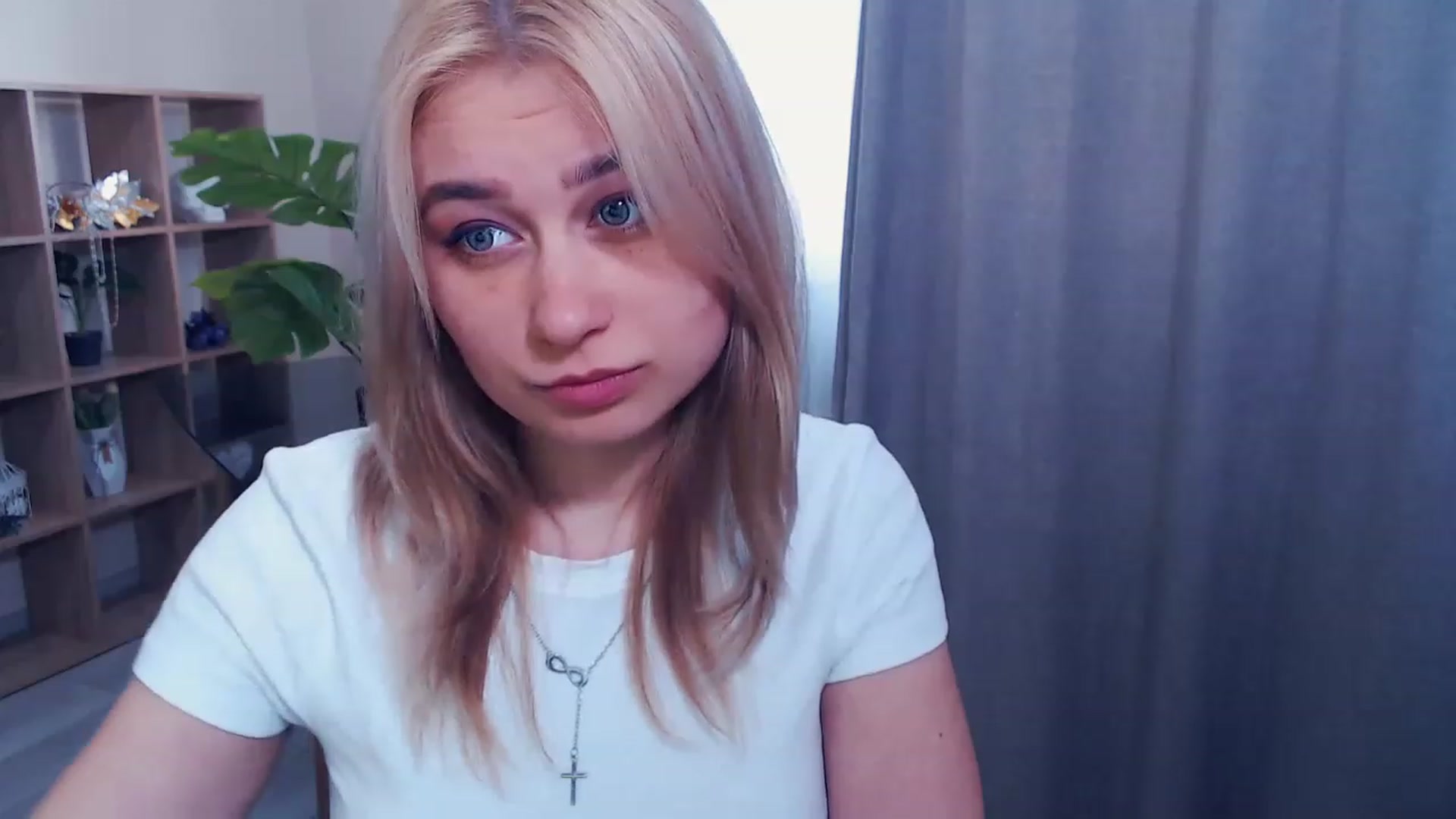 Gallery image thumbnail from Kukla_kolduna's myfreecams stream on, 03/18/2023, 13:49 image 10 of 20