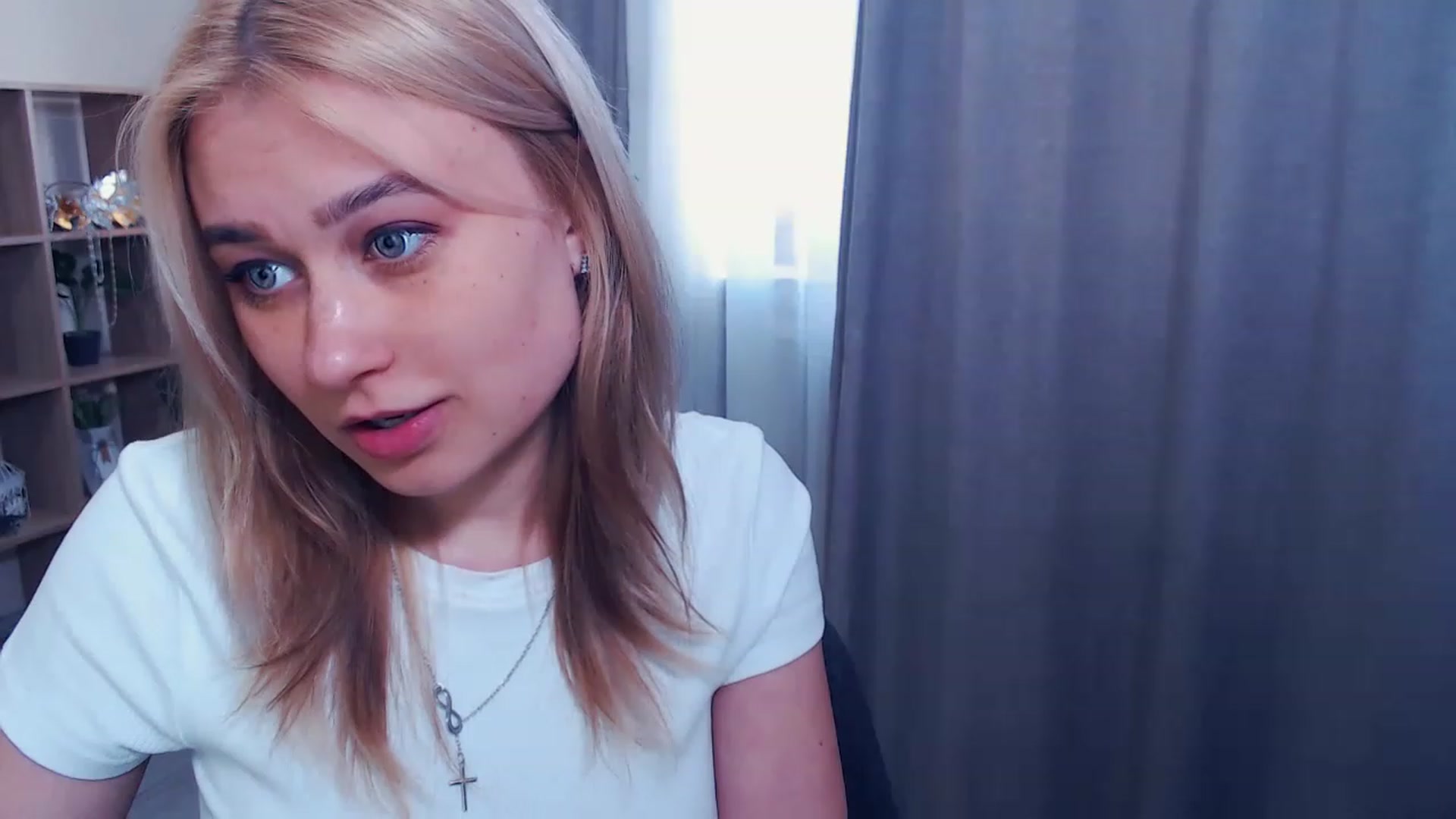 Gallery image thumbnail from Kukla_kolduna's myfreecams stream on, 03/18/2023, 13:49 image 18 of 20