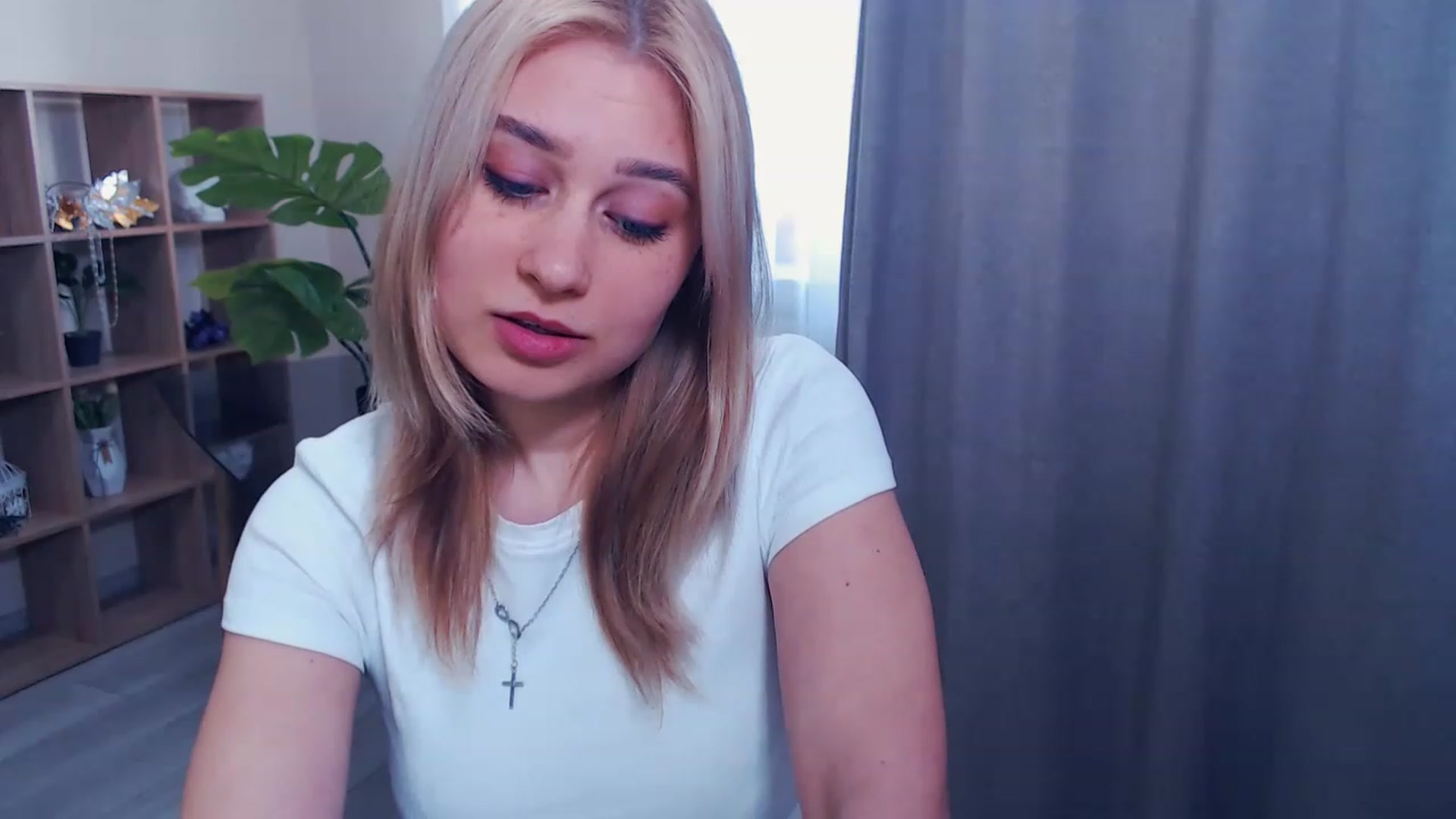 Gallery image thumbnail from Kukla_kolduna's myfreecams stream on, 03/18/2023, 13:49 image 1 of 20