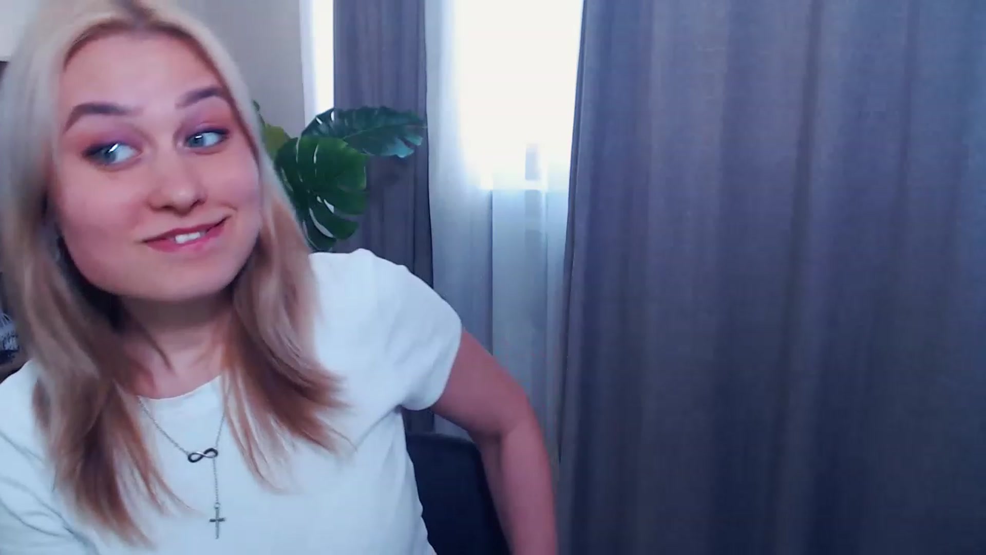 Gallery image thumbnail from Kukla_kolduna's myfreecams stream on, 03/18/2023, 13:49 image 4 of 20