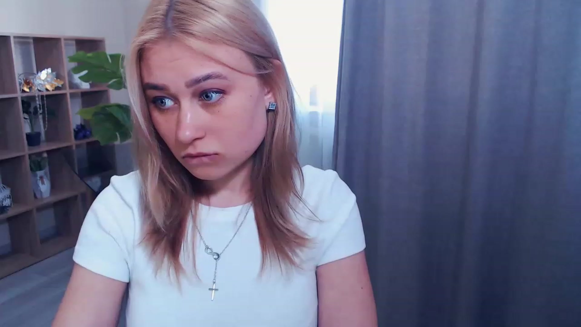 Gallery image thumbnail from Kukla_kolduna's myfreecams stream on, 03/18/2023, 13:49 image 14 of 20