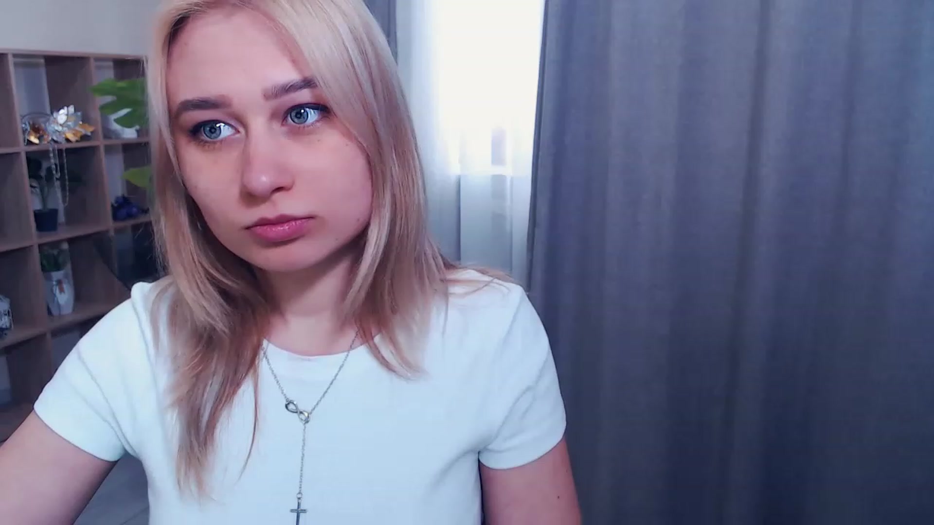 Gallery image thumbnail from Kukla_kolduna's myfreecams stream on, 03/18/2023, 14:32 image 18 of 20