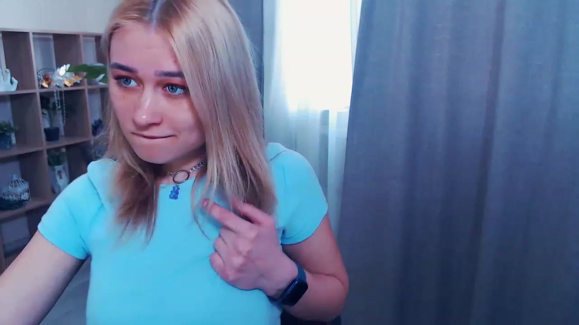 Gallery image thumbnail from Kukla_kolduna's myfreecams stream on, 03/21/2023, 11:52 image 13 of 20