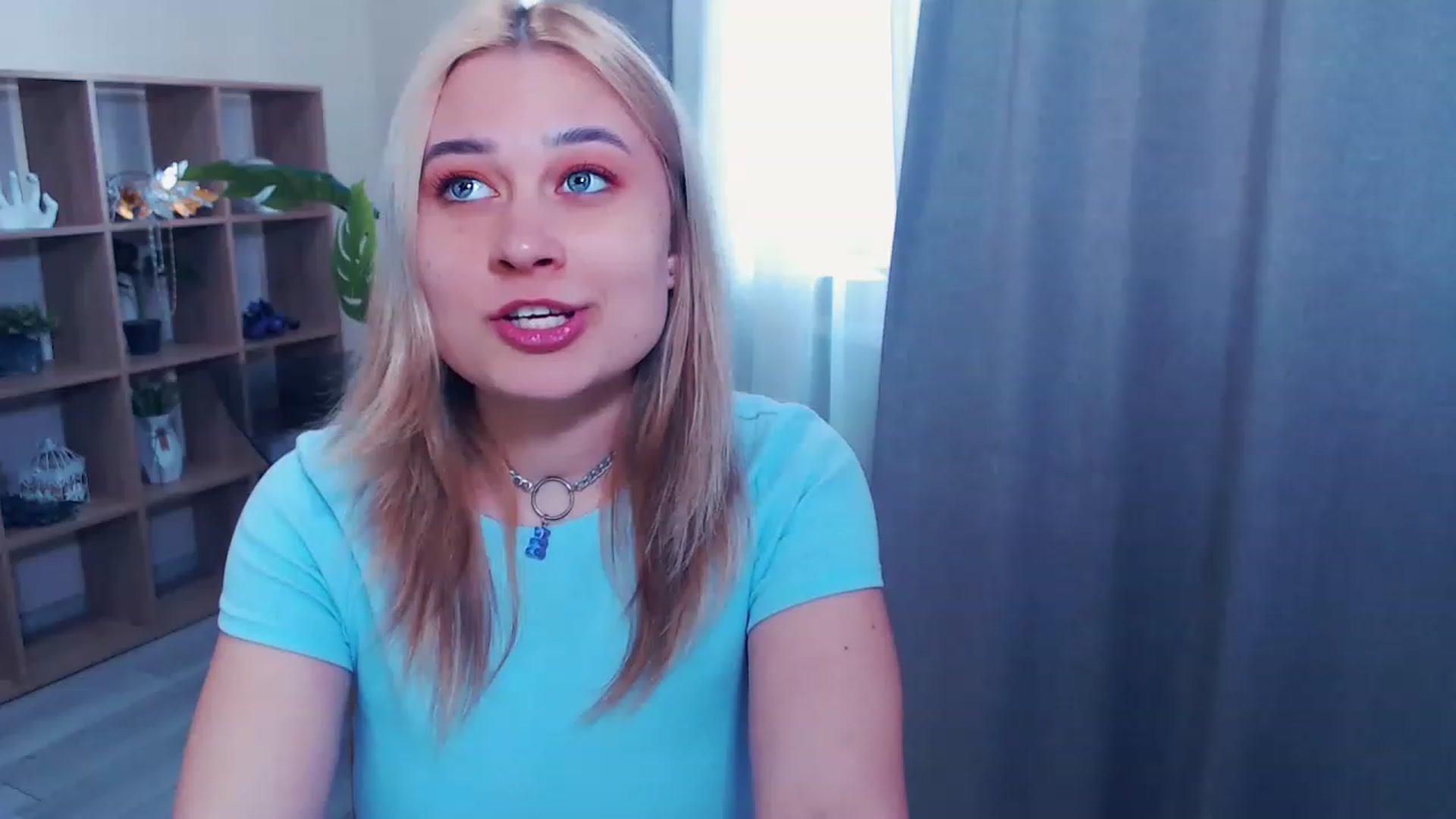 Gallery image thumbnail from Kukla_kolduna's myfreecams stream on, 03/21/2023, 11:52 image 4 of 20