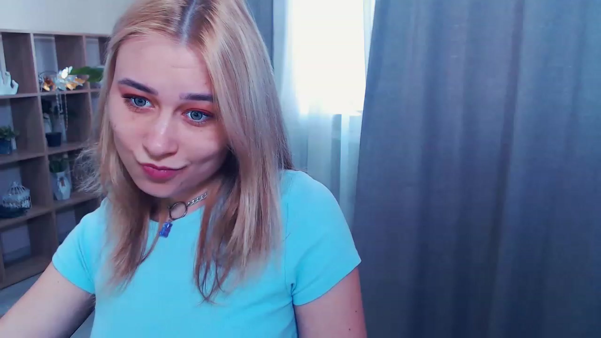 Gallery image thumbnail from Kukla_kolduna's myfreecams stream on, 03/21/2023, 11:52 image 9 of 20