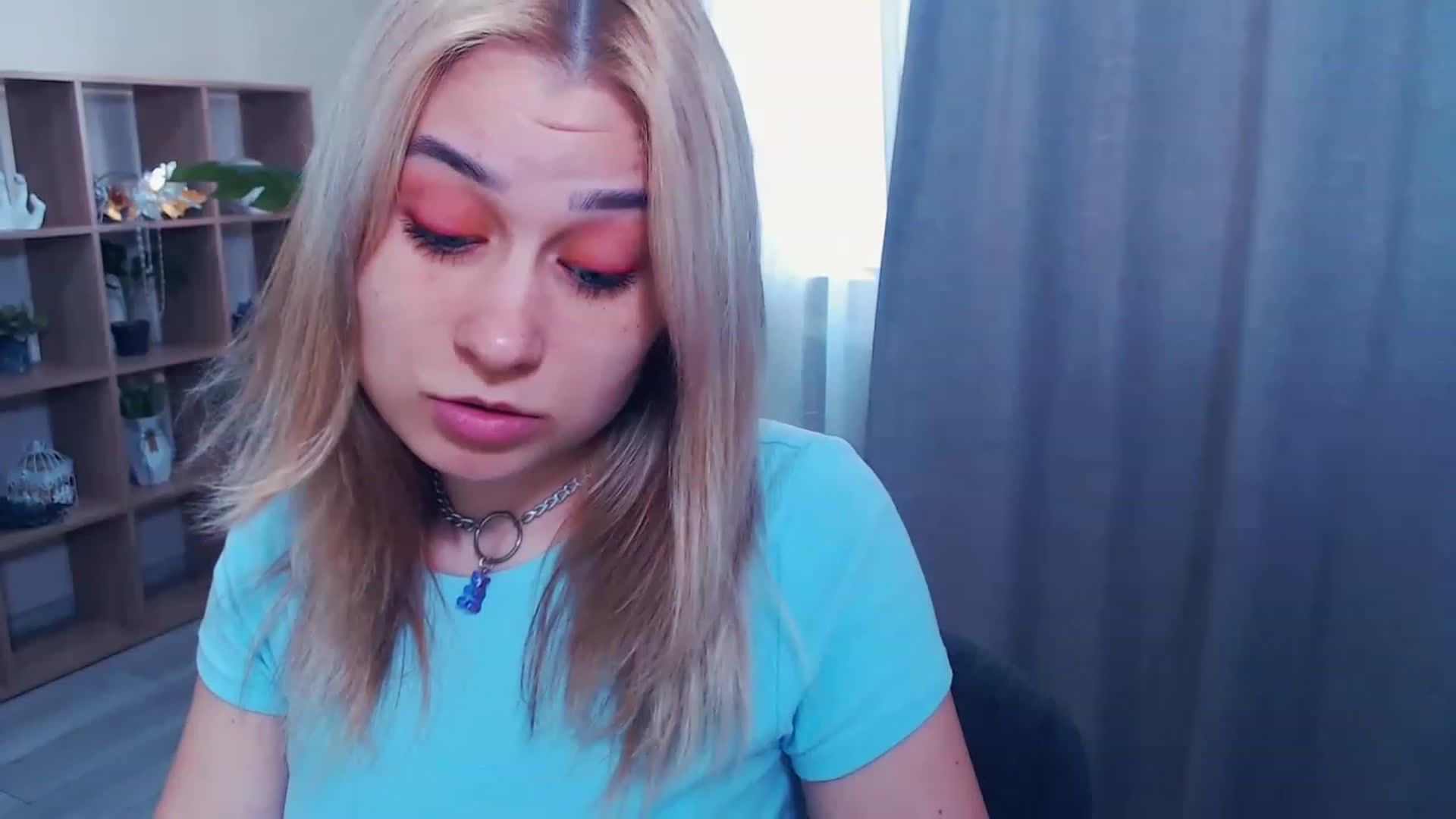 Gallery image thumbnail from Kukla_kolduna's myfreecams stream on, 03/21/2023, 11:52 image 20 of 20