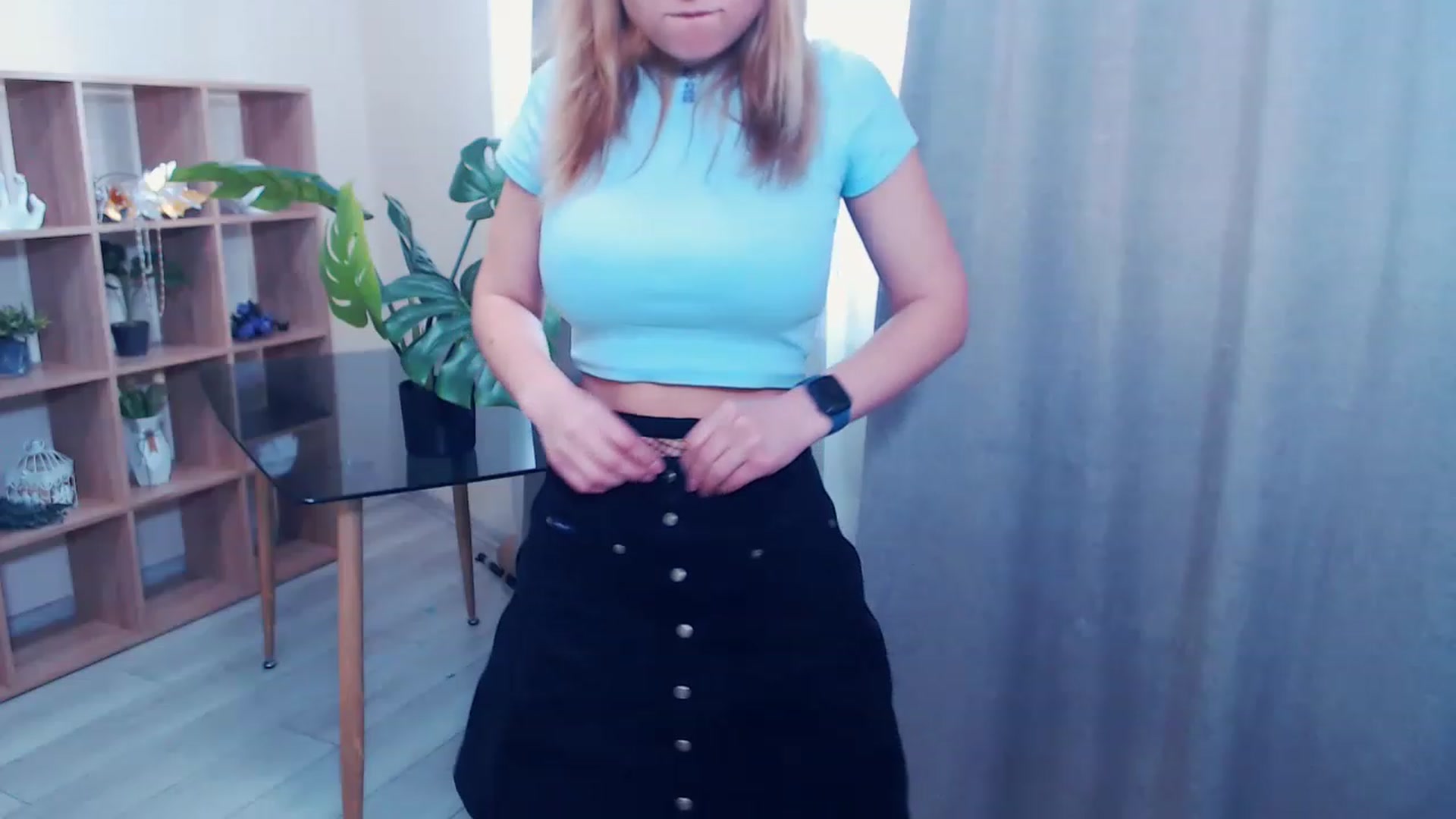 Gallery image thumbnail from Kukla_kolduna's myfreecams stream on, 03/21/2023, 11:52 image 15 of 20