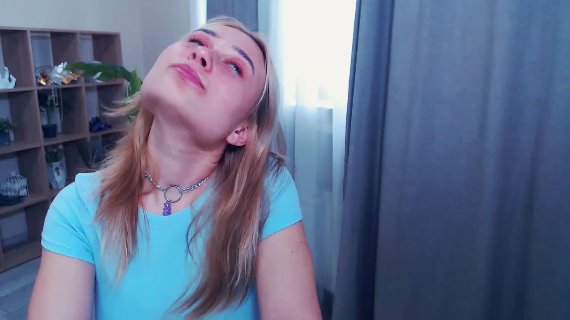 Gallery image thumbnail from Kukla_kolduna's myfreecams stream on, 03/21/2023, 14:36 image 12 of 20