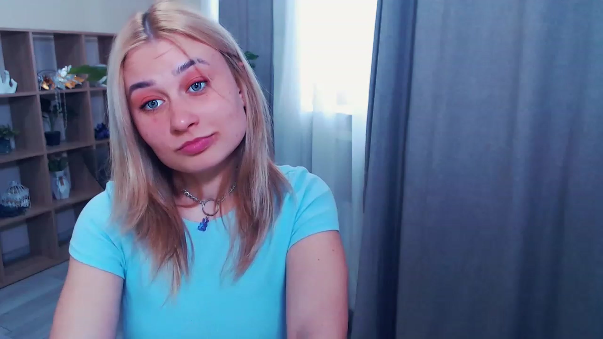 Gallery image thumbnail from Kukla_kolduna's myfreecams stream on, 03/21/2023, 14:36 image 13 of 20