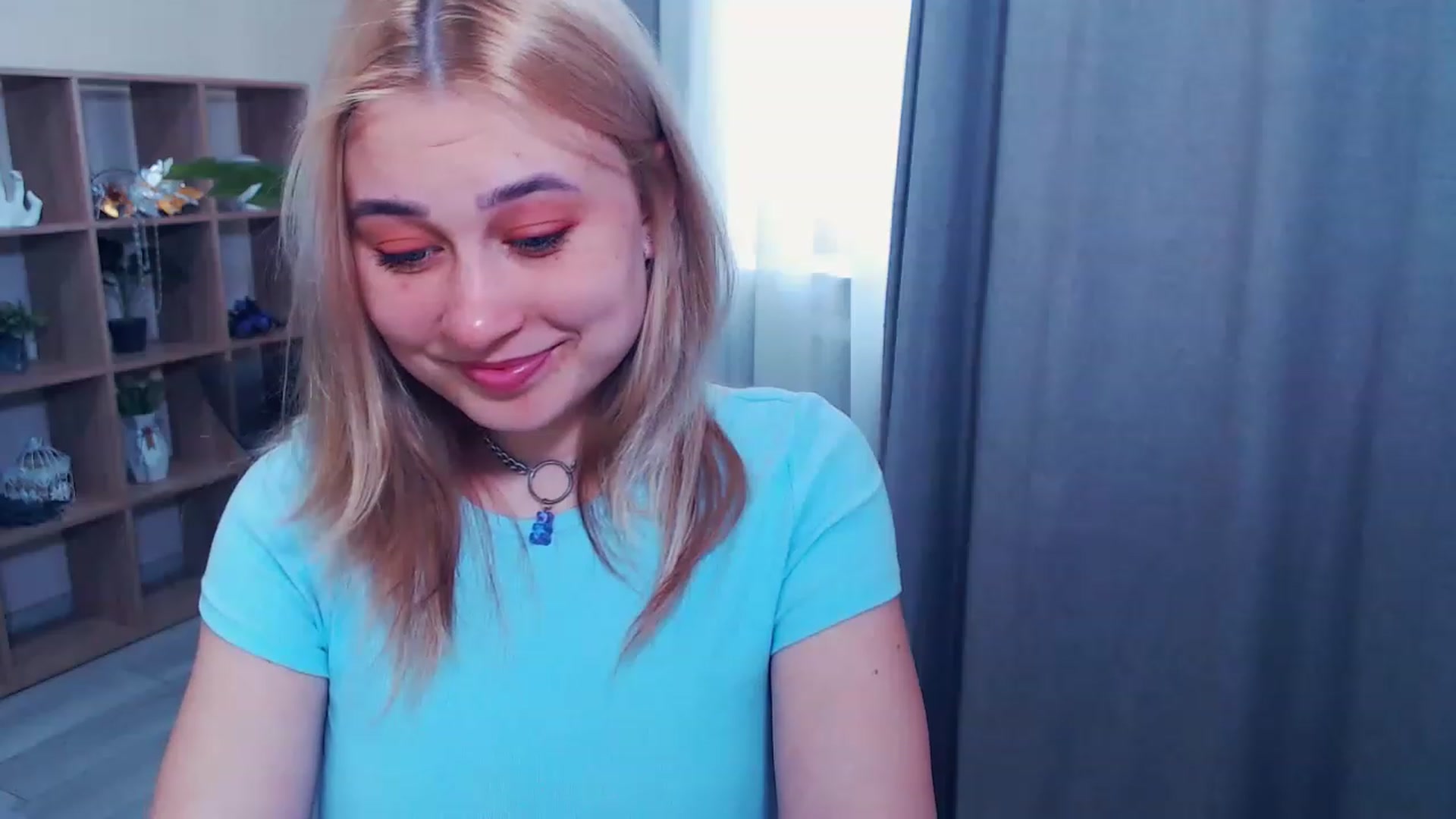 Gallery image thumbnail from Kukla_kolduna's myfreecams stream on, 03/21/2023, 14:36 image 5 of 20