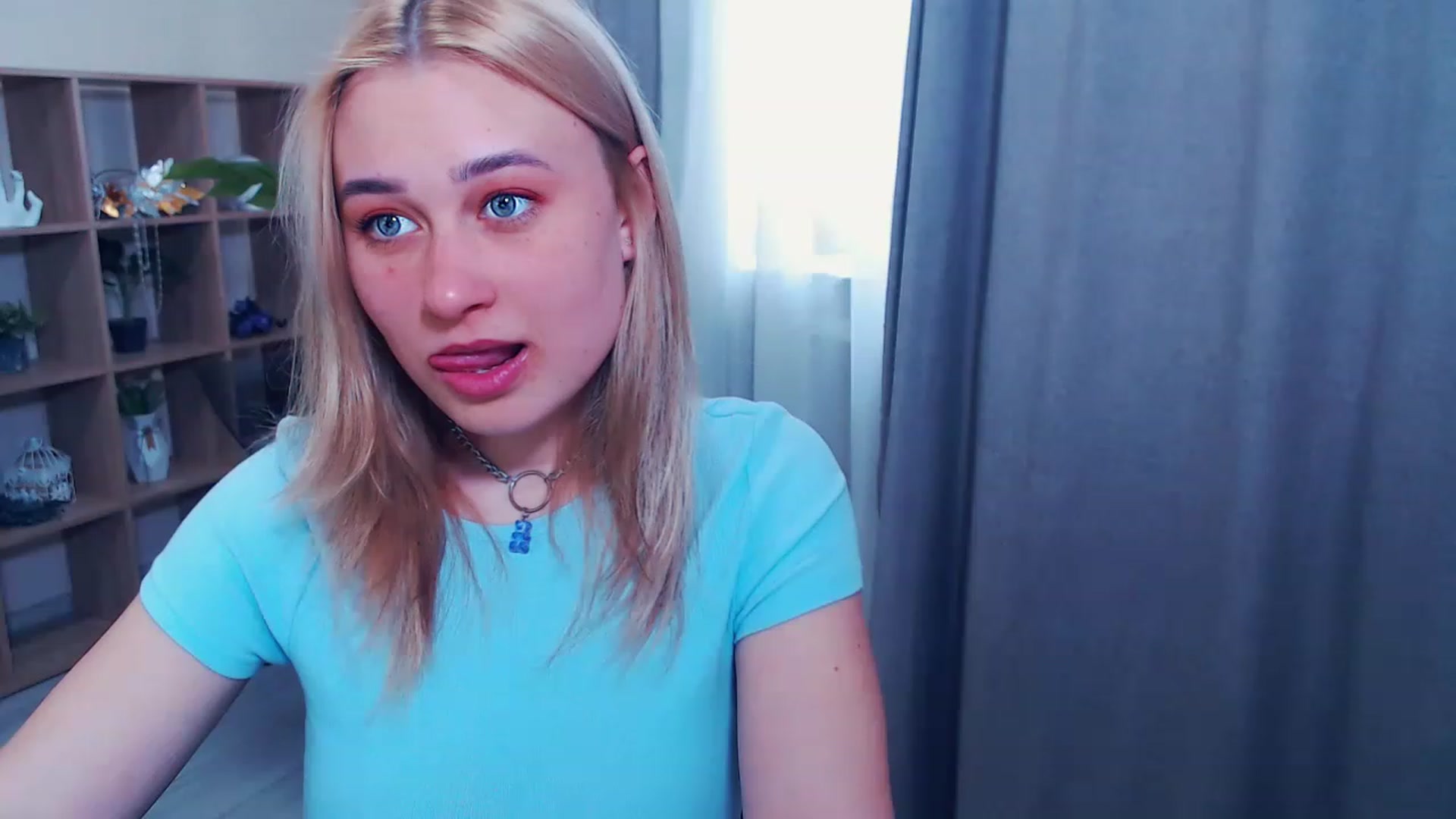 Gallery image thumbnail from Kukla_kolduna's myfreecams stream on, 03/21/2023, 14:36 image 7 of 20