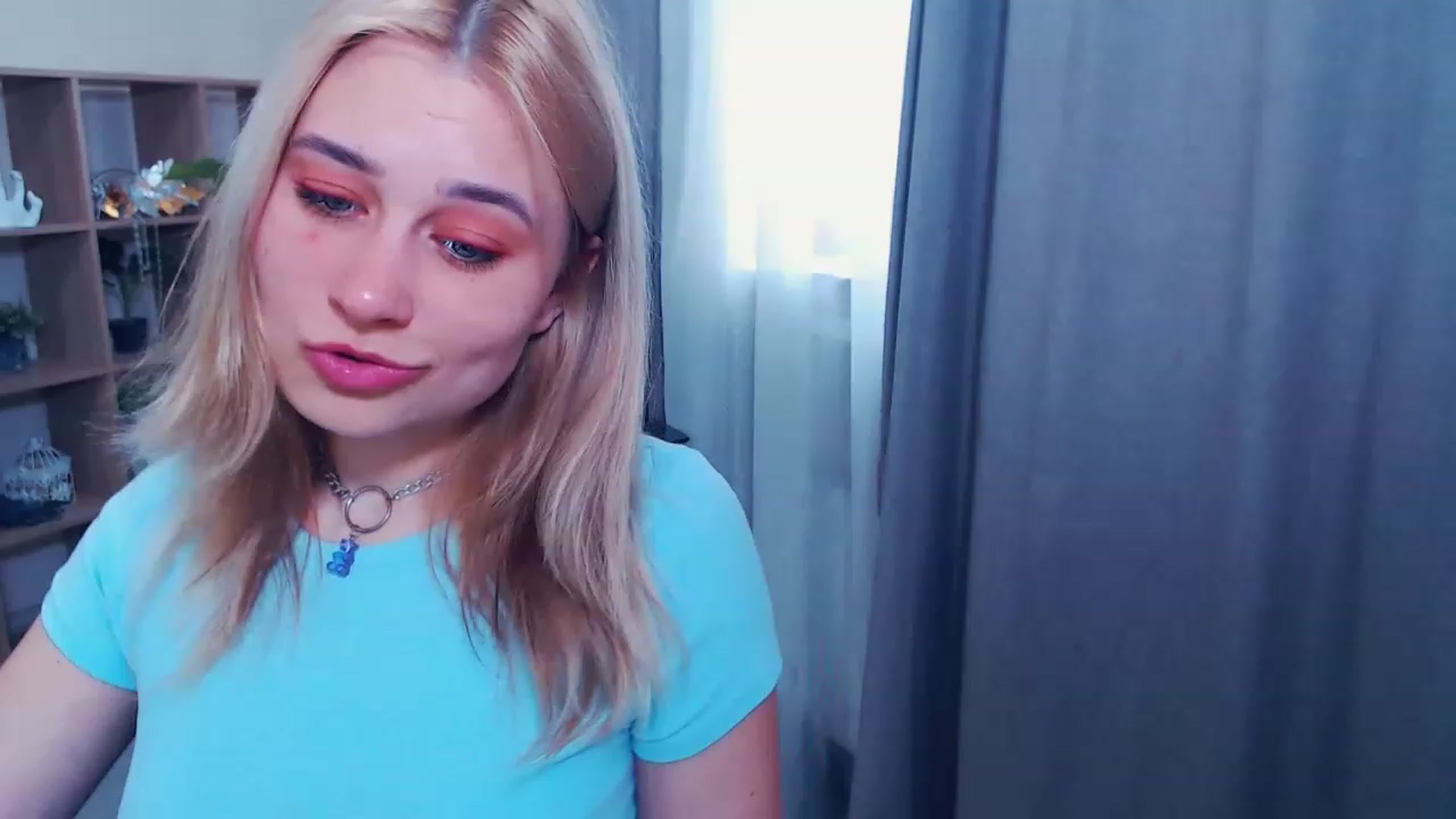Gallery image thumbnail from Kukla_kolduna's myfreecams stream on, 03/21/2023, 14:36 image 9 of 20