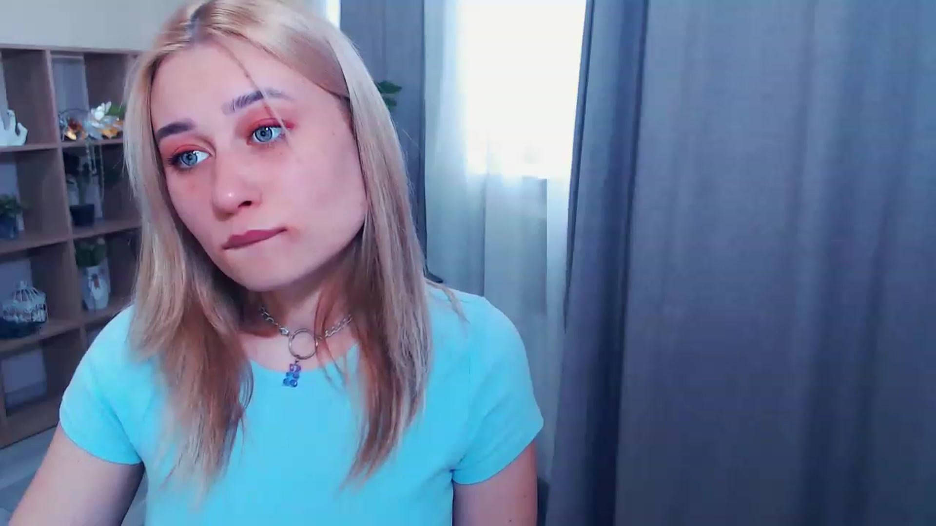 Gallery image thumbnail from Kukla_kolduna's myfreecams stream on, 03/21/2023, 14:36 image 11 of 20