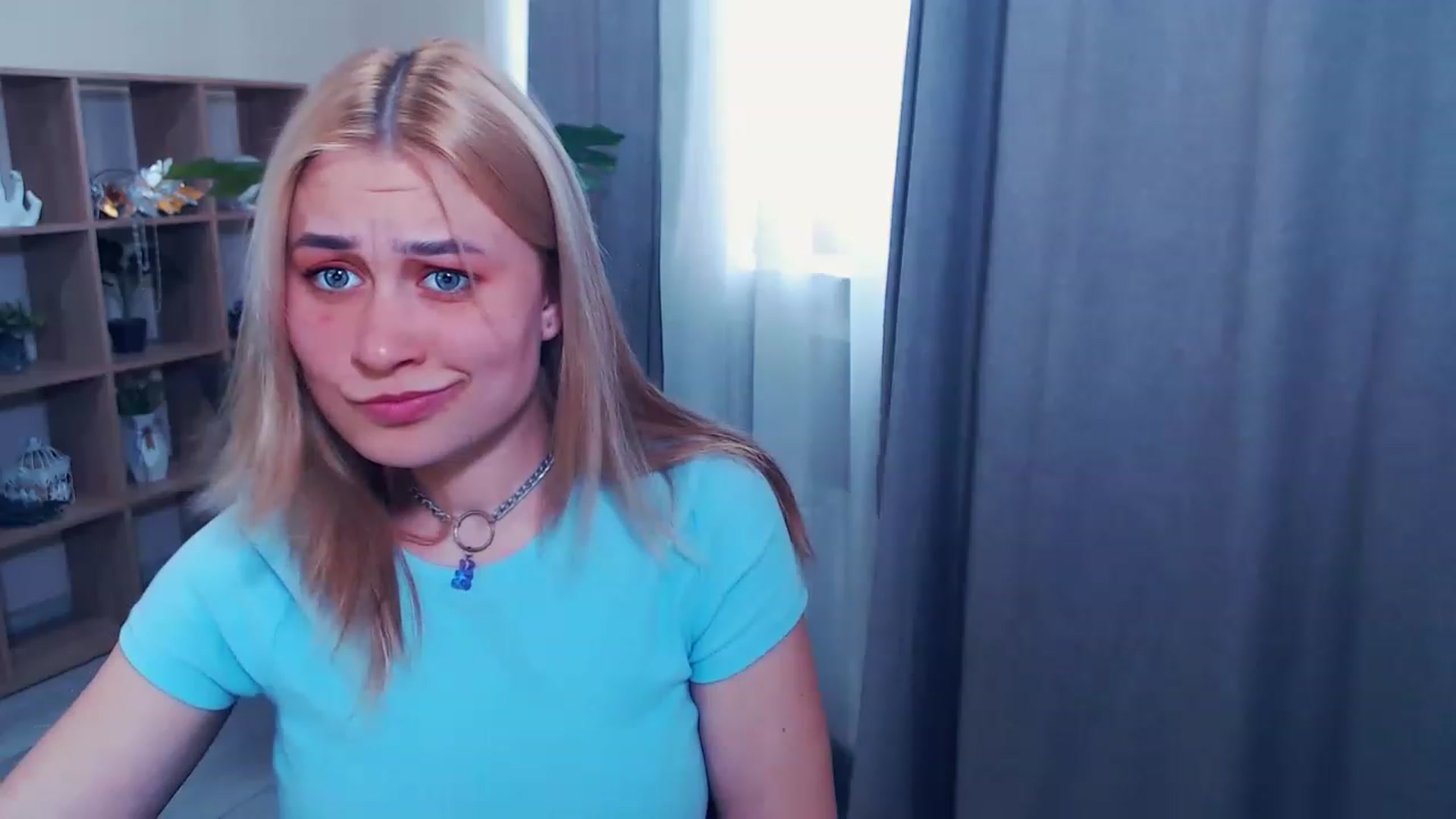 Gallery image thumbnail from Kukla_kolduna's myfreecams stream on, 03/21/2023, 14:36 image 16 of 20