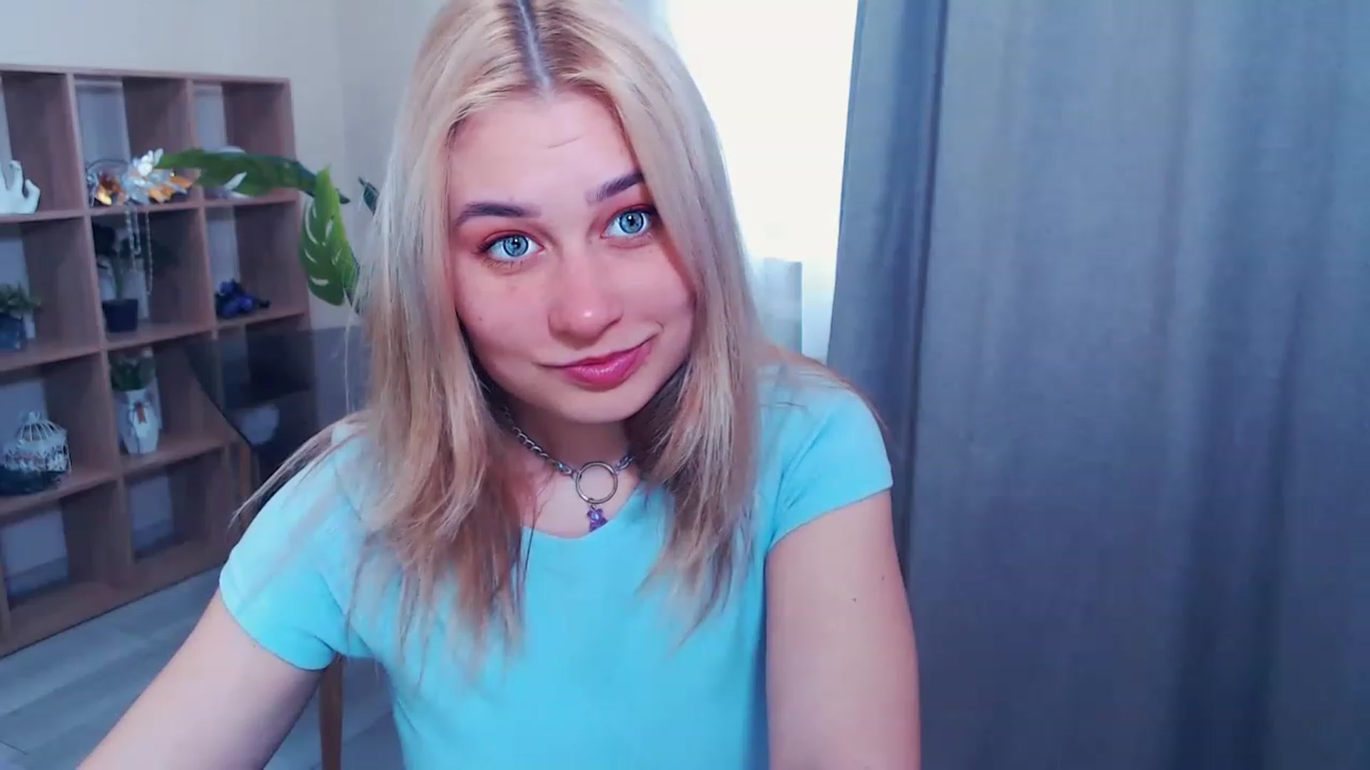 Gallery image thumbnail from Kukla_kolduna's myfreecams stream on, 03/21/2023, 14:36 image 3 of 20