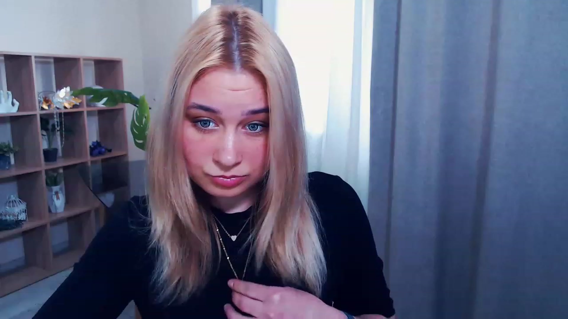 Gallery image thumbnail from Kukla_kolduna's myfreecams stream on, 03/22/2023, 14:49 image 1 of 20