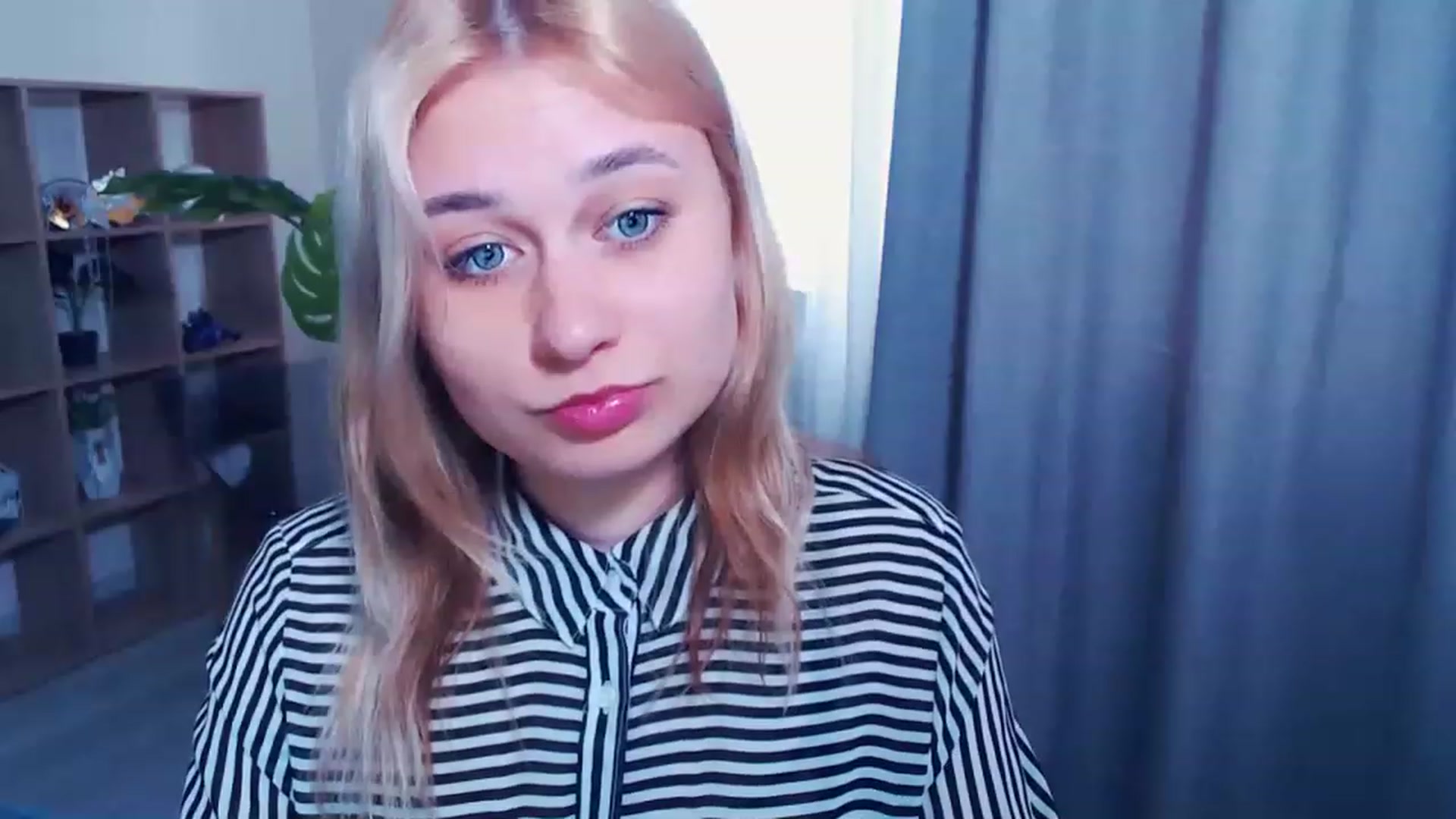 Gallery image thumbnail from Kukla_kolduna's myfreecams stream on, 03/23/2023, 13:40 image 19 of 20