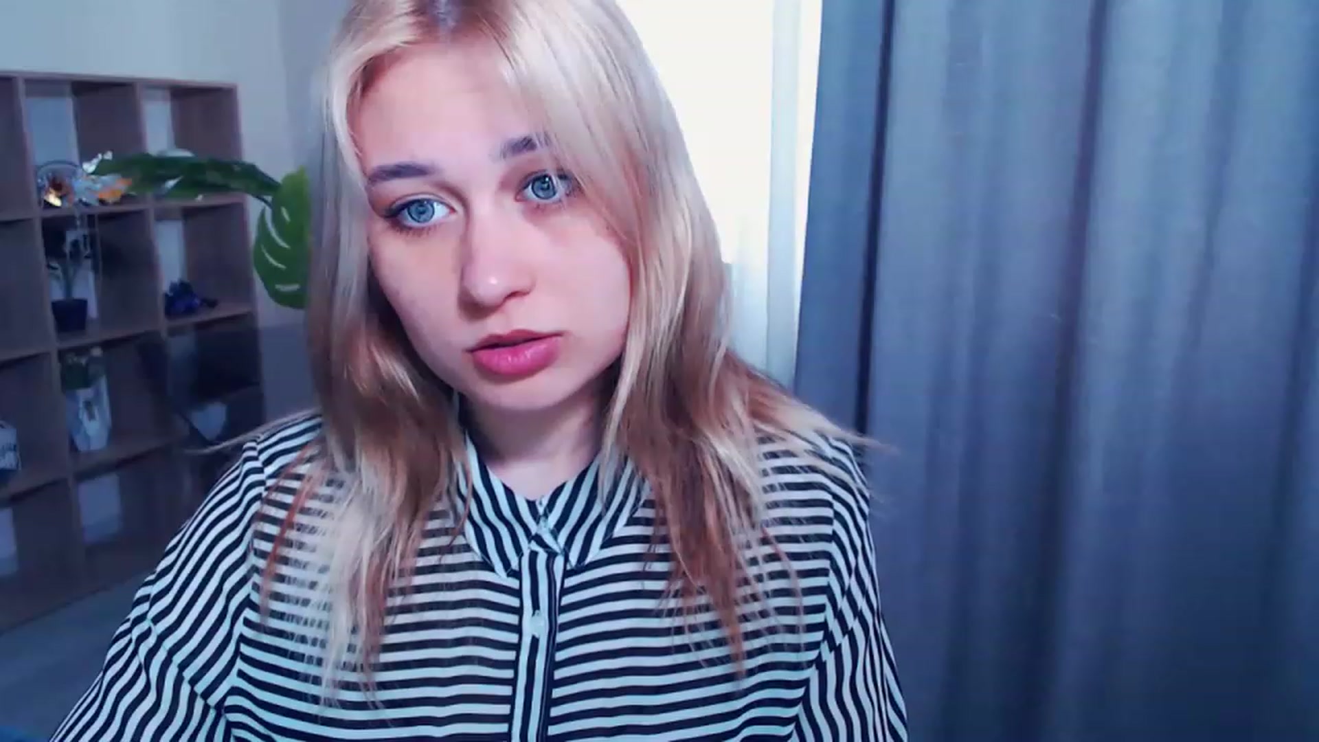 Gallery image thumbnail from Kukla_kolduna's myfreecams stream on, 03/23/2023, 13:40 image 8 of 20