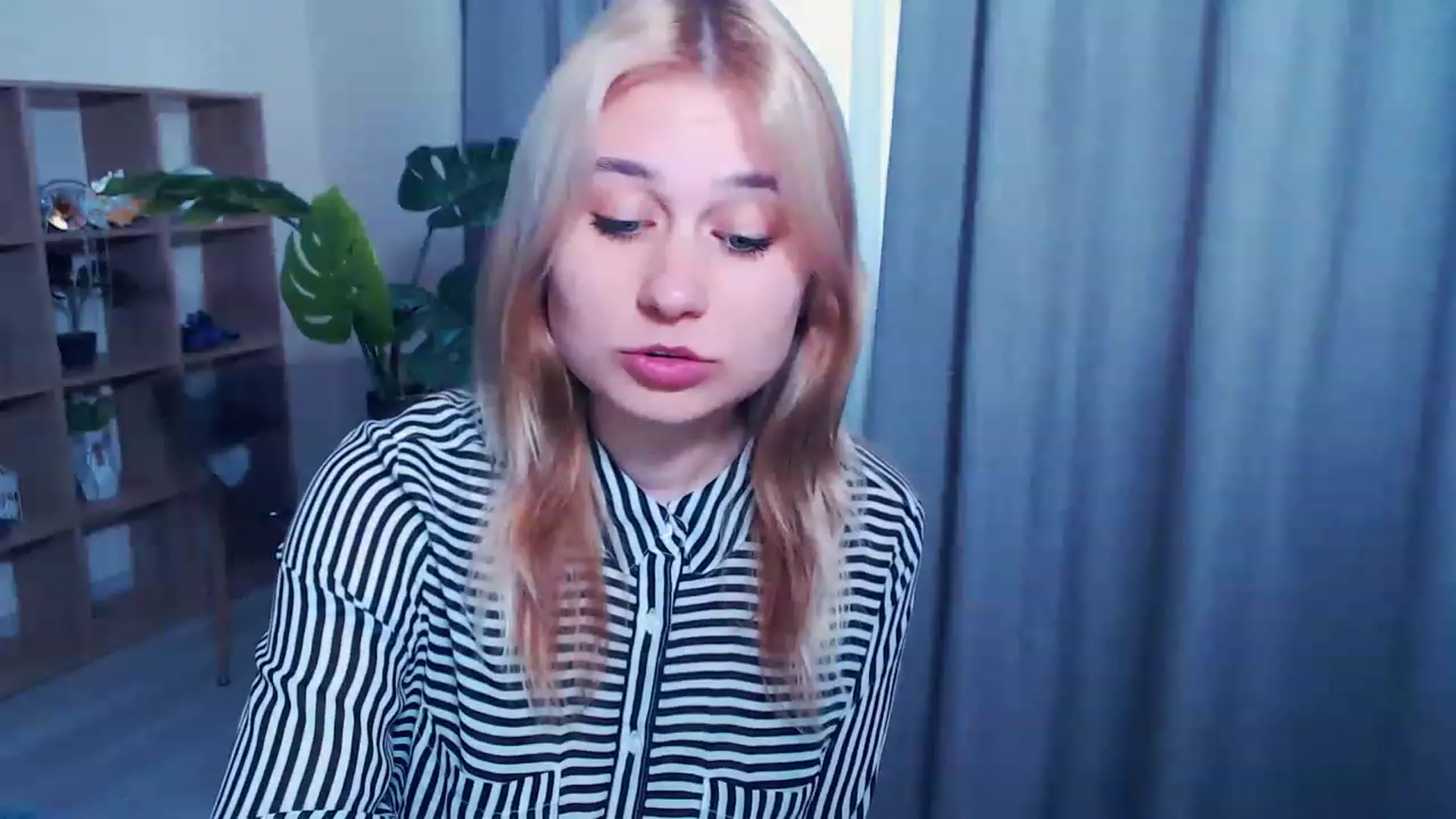 Gallery image thumbnail from Kukla_kolduna's myfreecams stream on, 03/23/2023, 14:52 image 16 of 20
