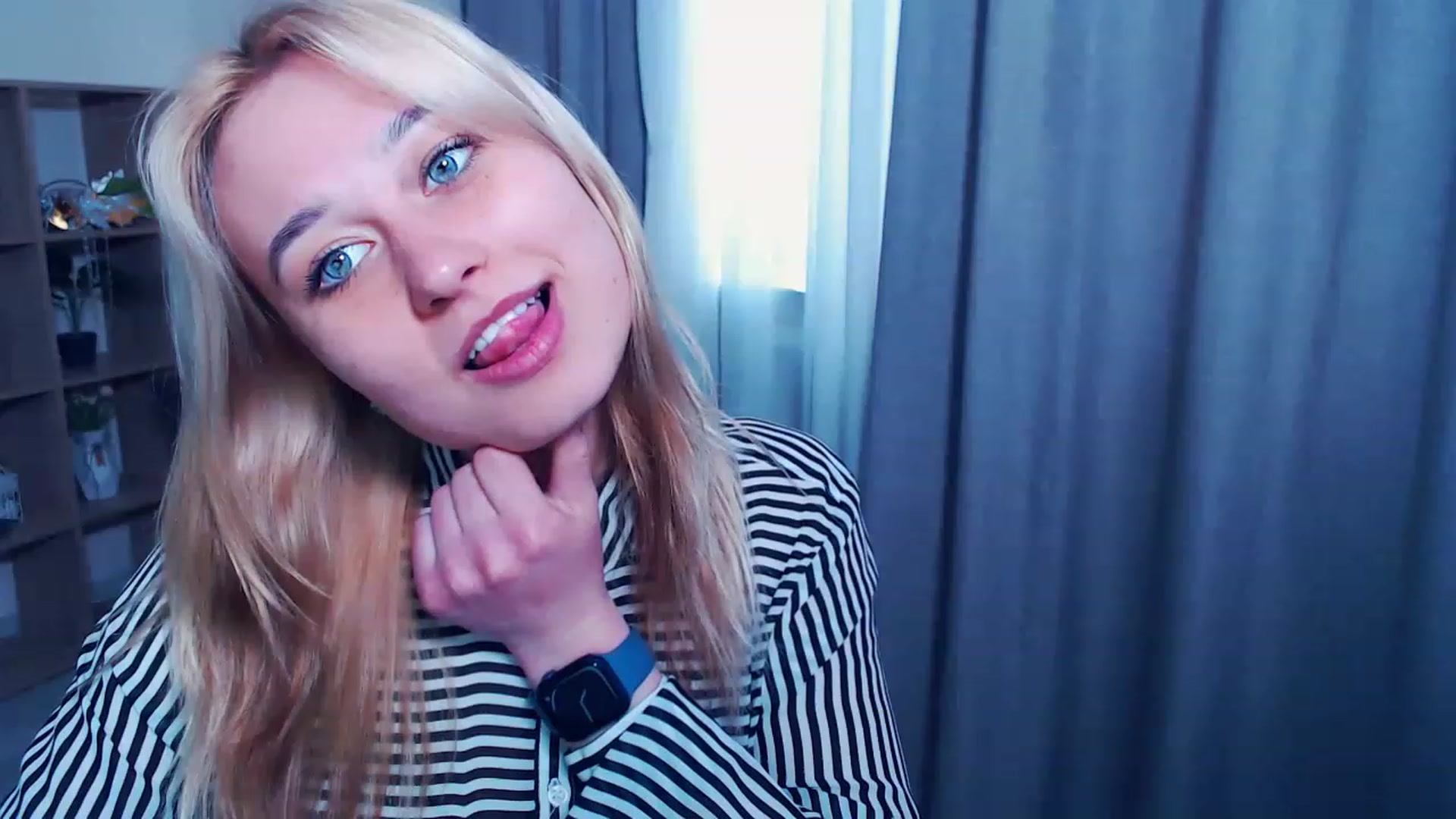 Gallery image thumbnail from Kukla_kolduna's myfreecams stream on, 03/23/2023, 14:52 image 19 of 20